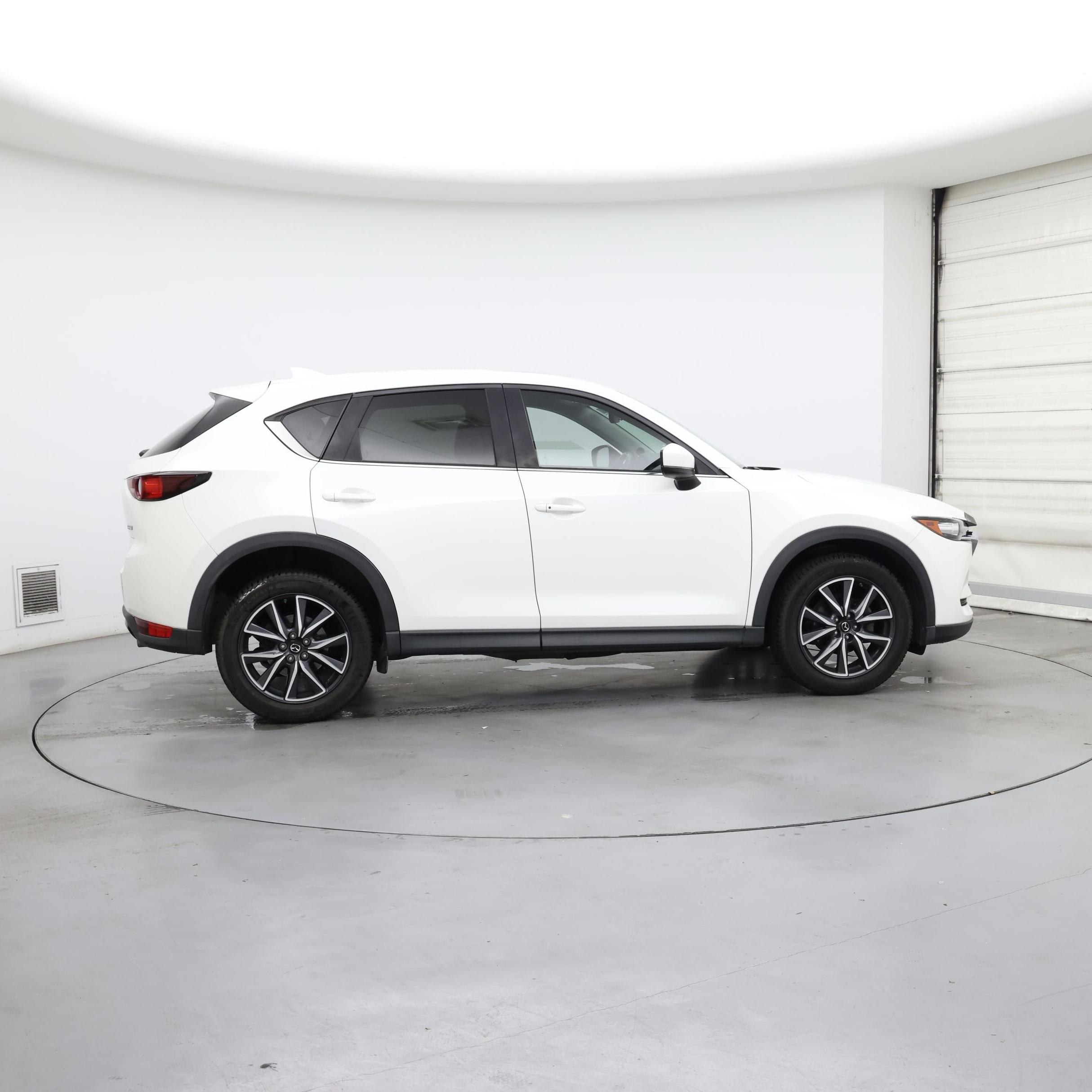 Thumbnail: 2018 Mazda CX-5 - 7