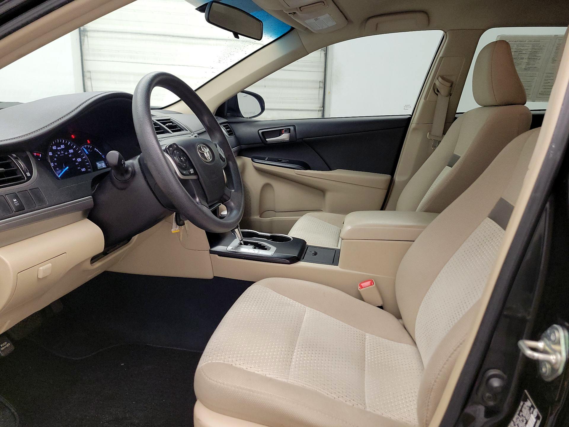 Thumbnail: 2014 Toyota Camry - 11