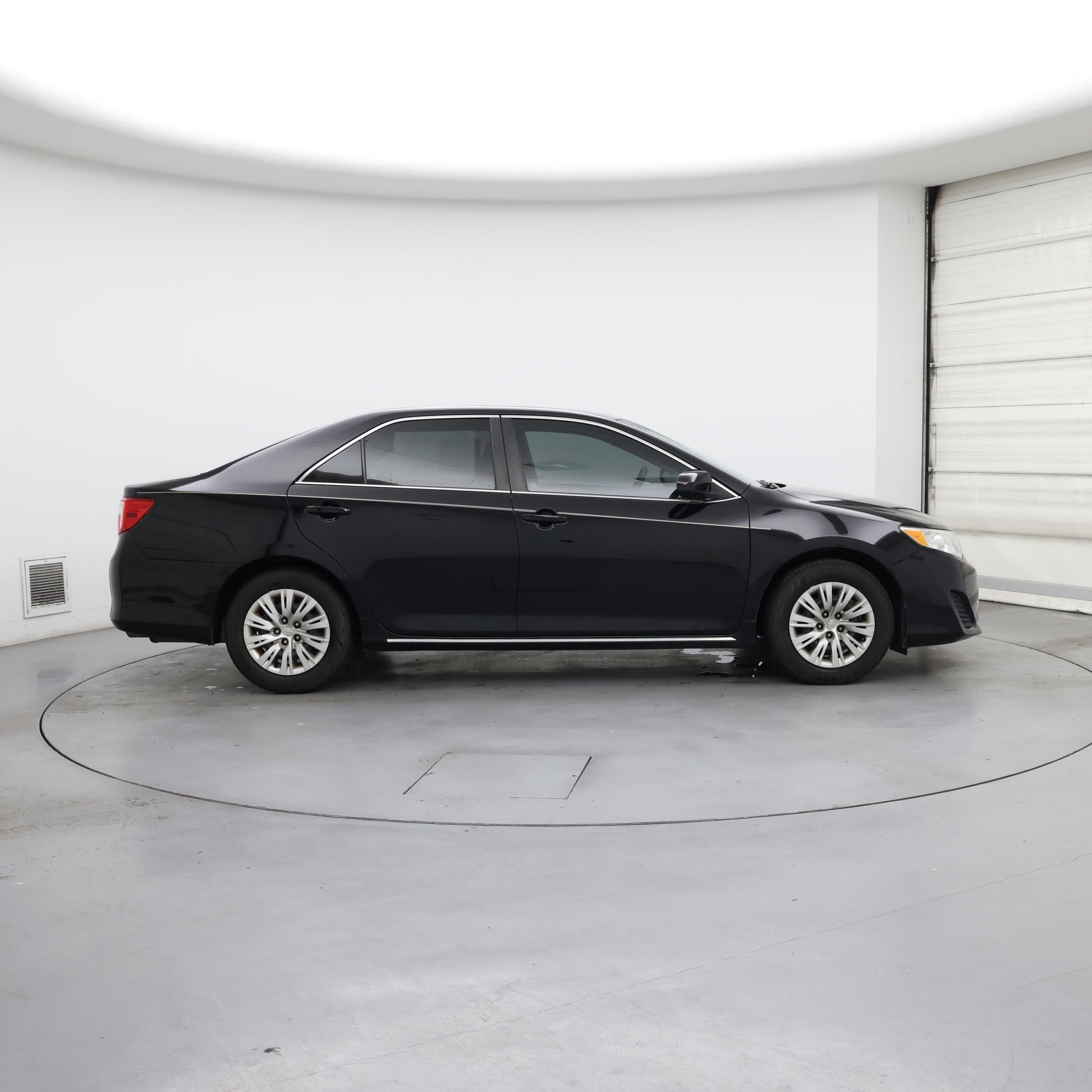 Thumbnail: 2014 Toyota Camry - 7