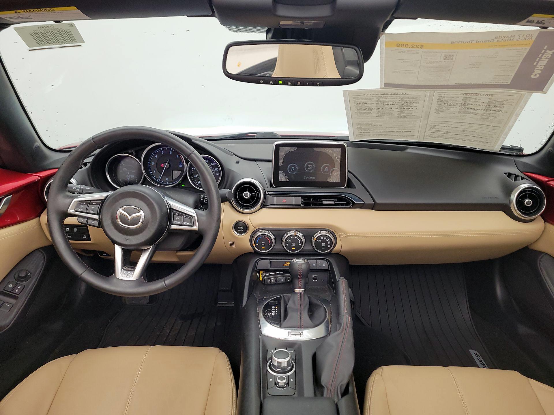 Thumbnail: 2017 Mazda MX-5 Miata - 9