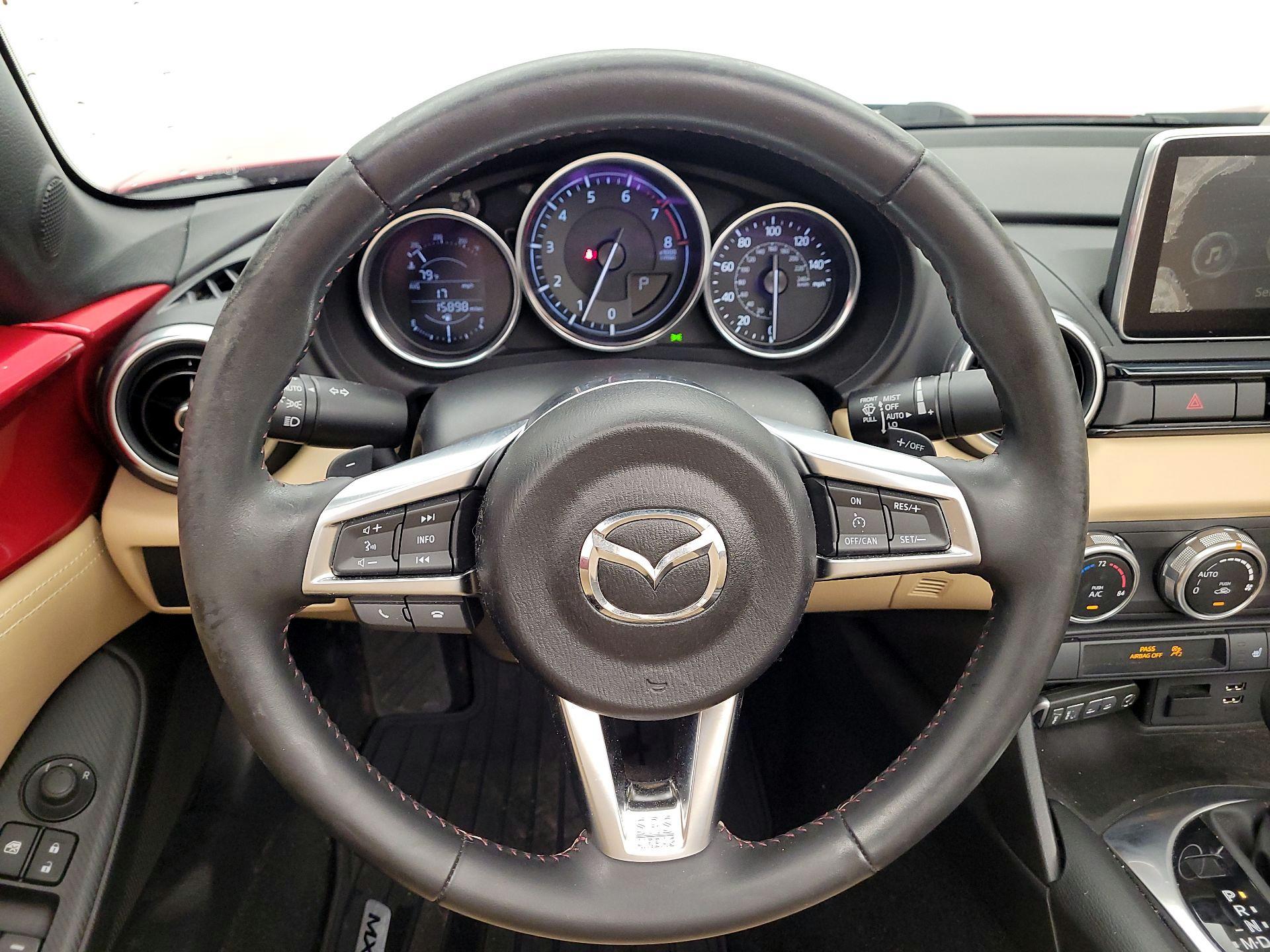 Thumbnail: 2017 Mazda MX-5 Miata - 10