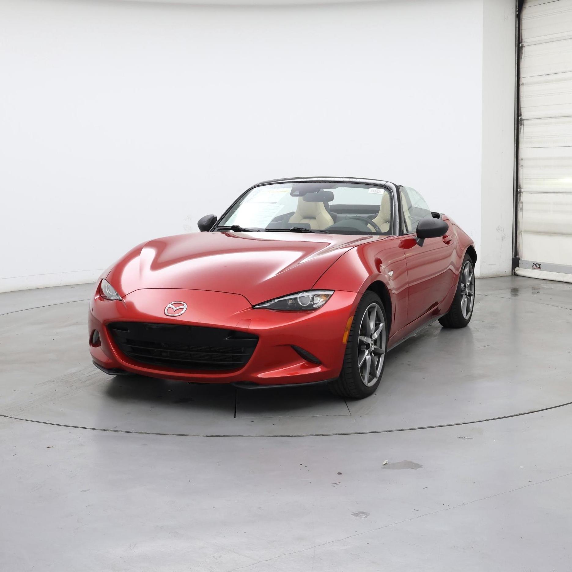 Thumbnail: 2017 Mazda MX-5 Miata - 4