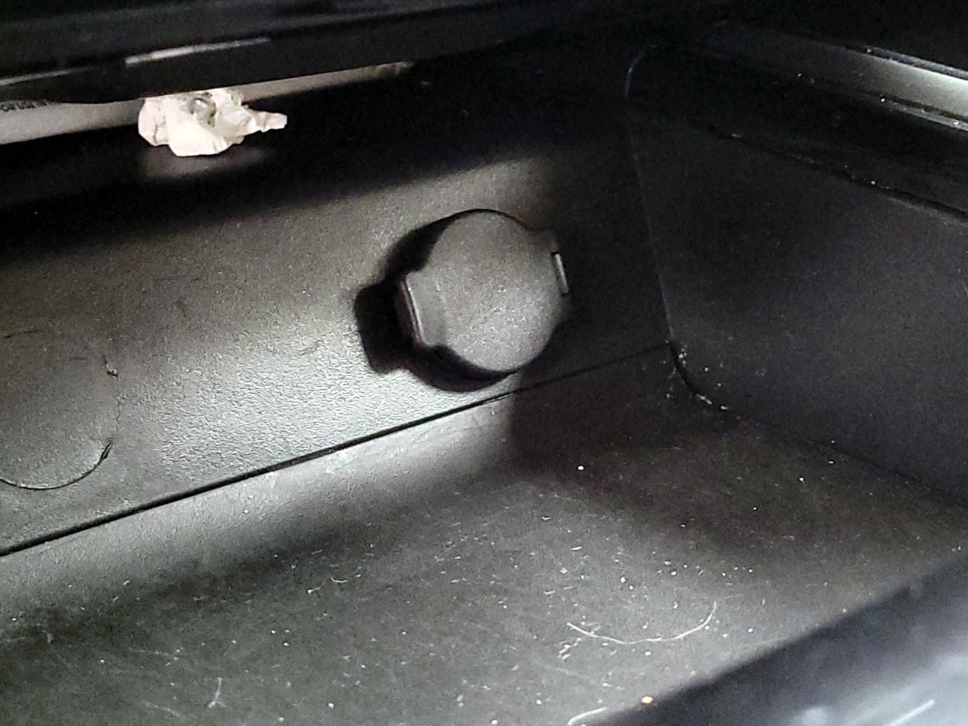 Thumbnail: 2017 Nissan Pathfinder - 16