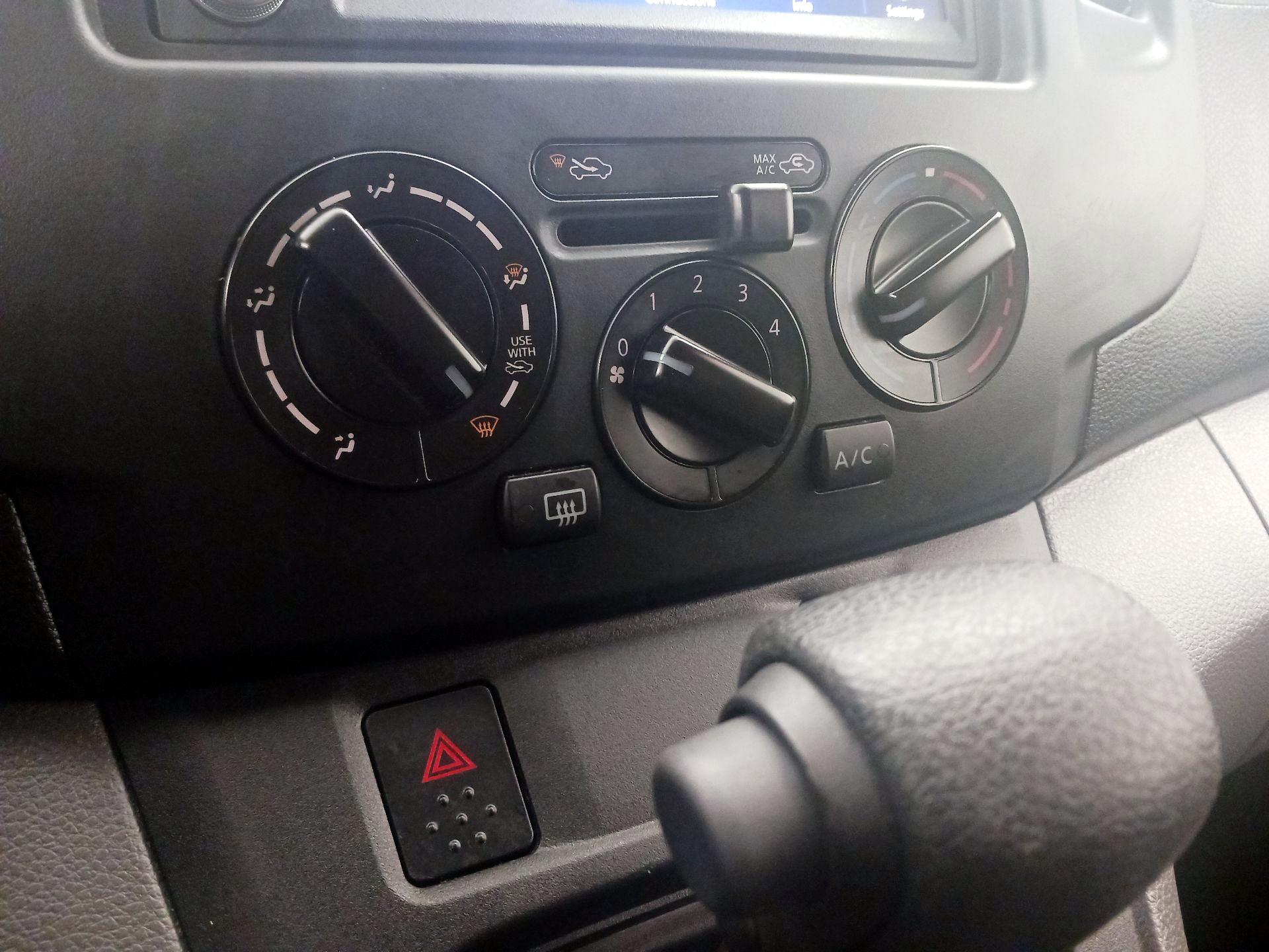 Thumbnail: 2021 Nissan NV200 - 16