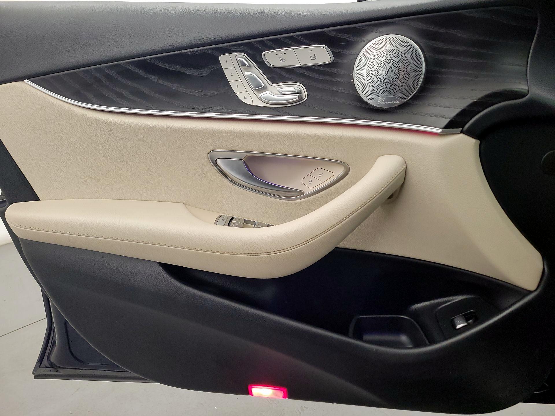 Thumbnail: 2018 Mercedes-Benz E-Class - 12