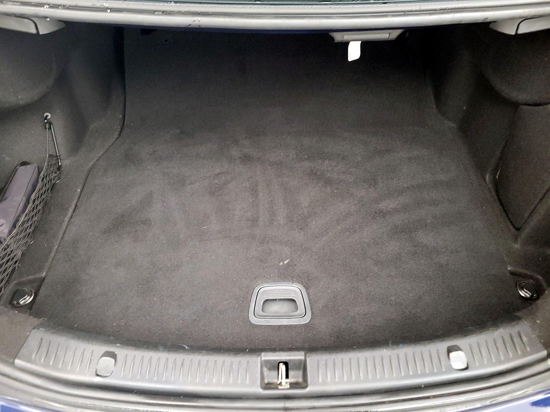 Thumbnail: 2018 Mercedes-Benz E-Class - 20