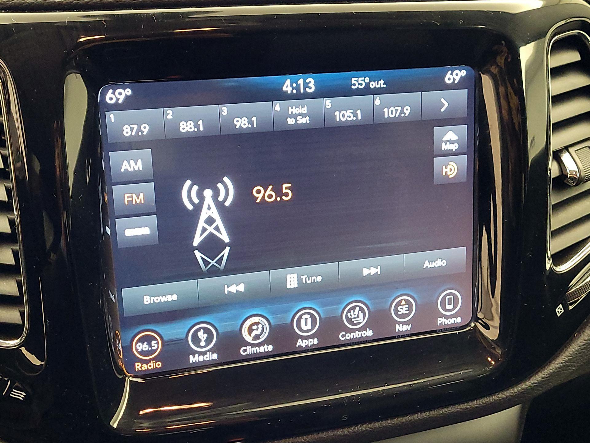 Thumbnail: 2018 Jeep Compass - 15