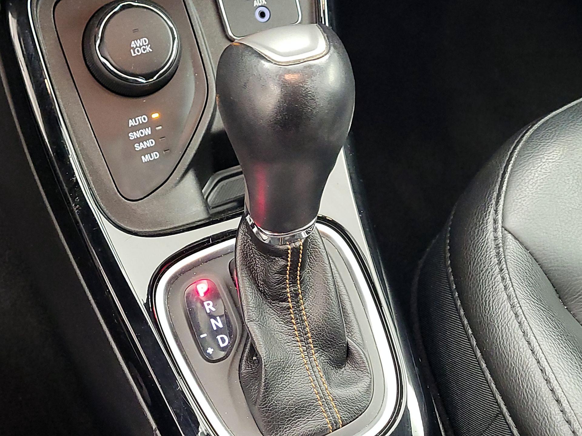 Thumbnail: 2018 Jeep Compass - 17