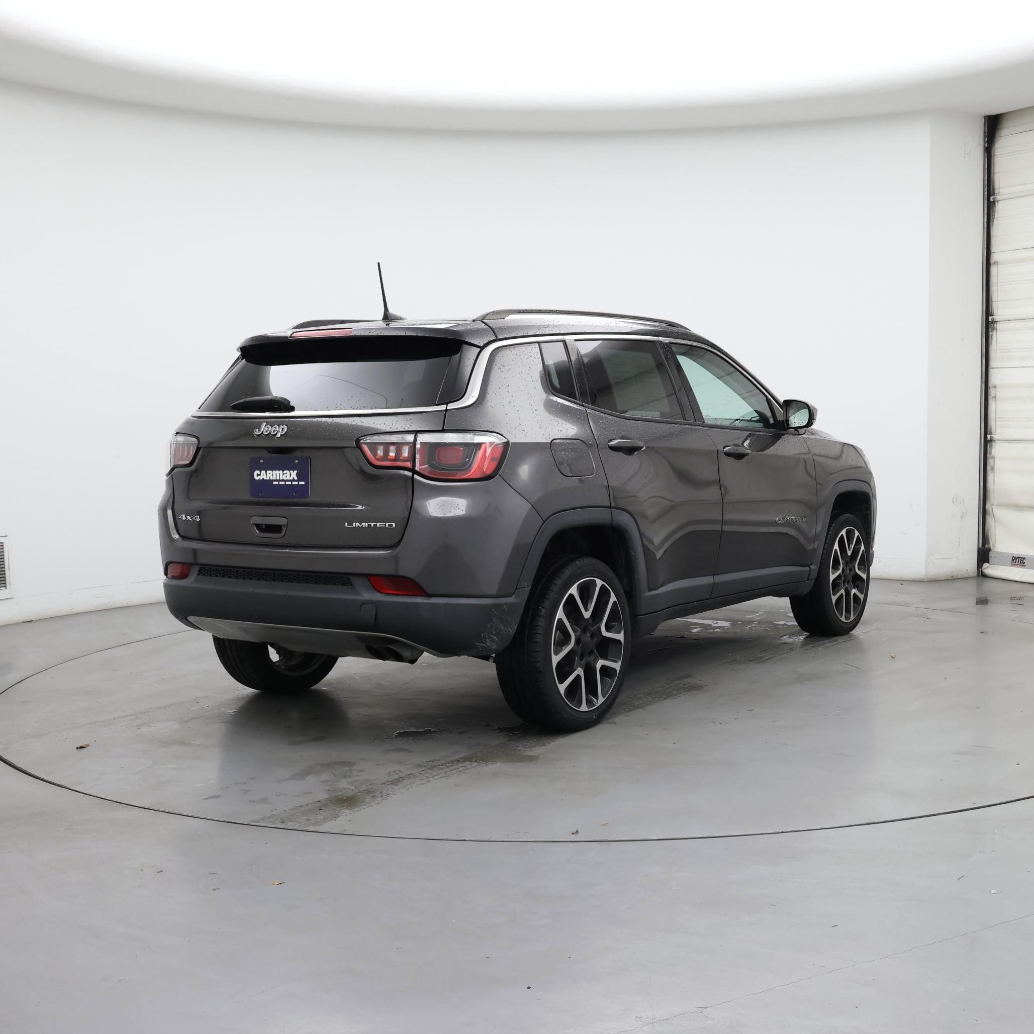 Thumbnail: 2018 Jeep Compass - 8