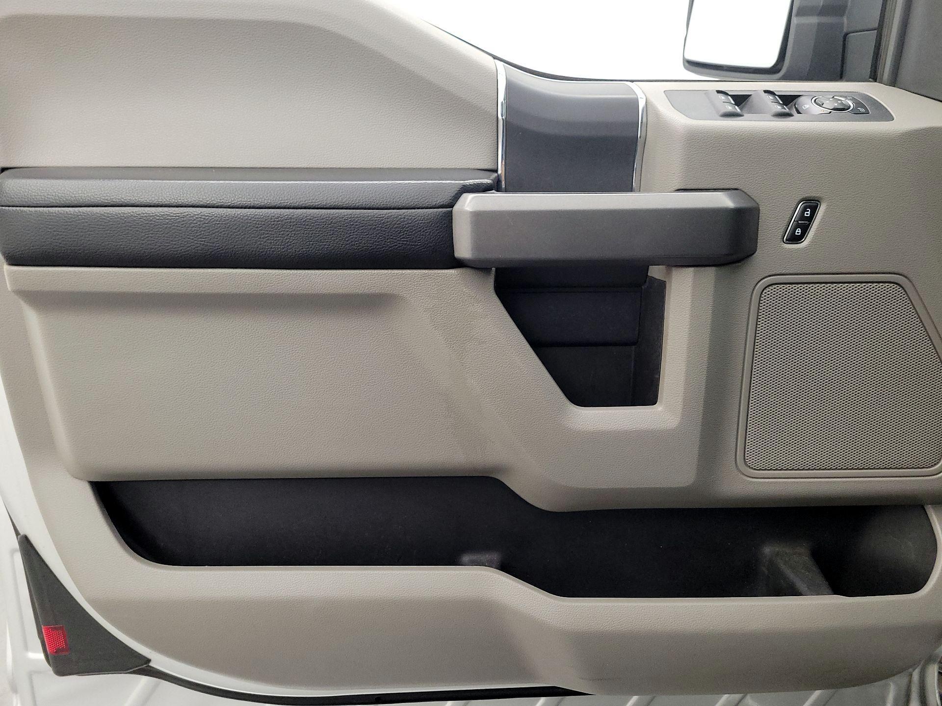 Thumbnail: 2015 Ford F-150 - 12