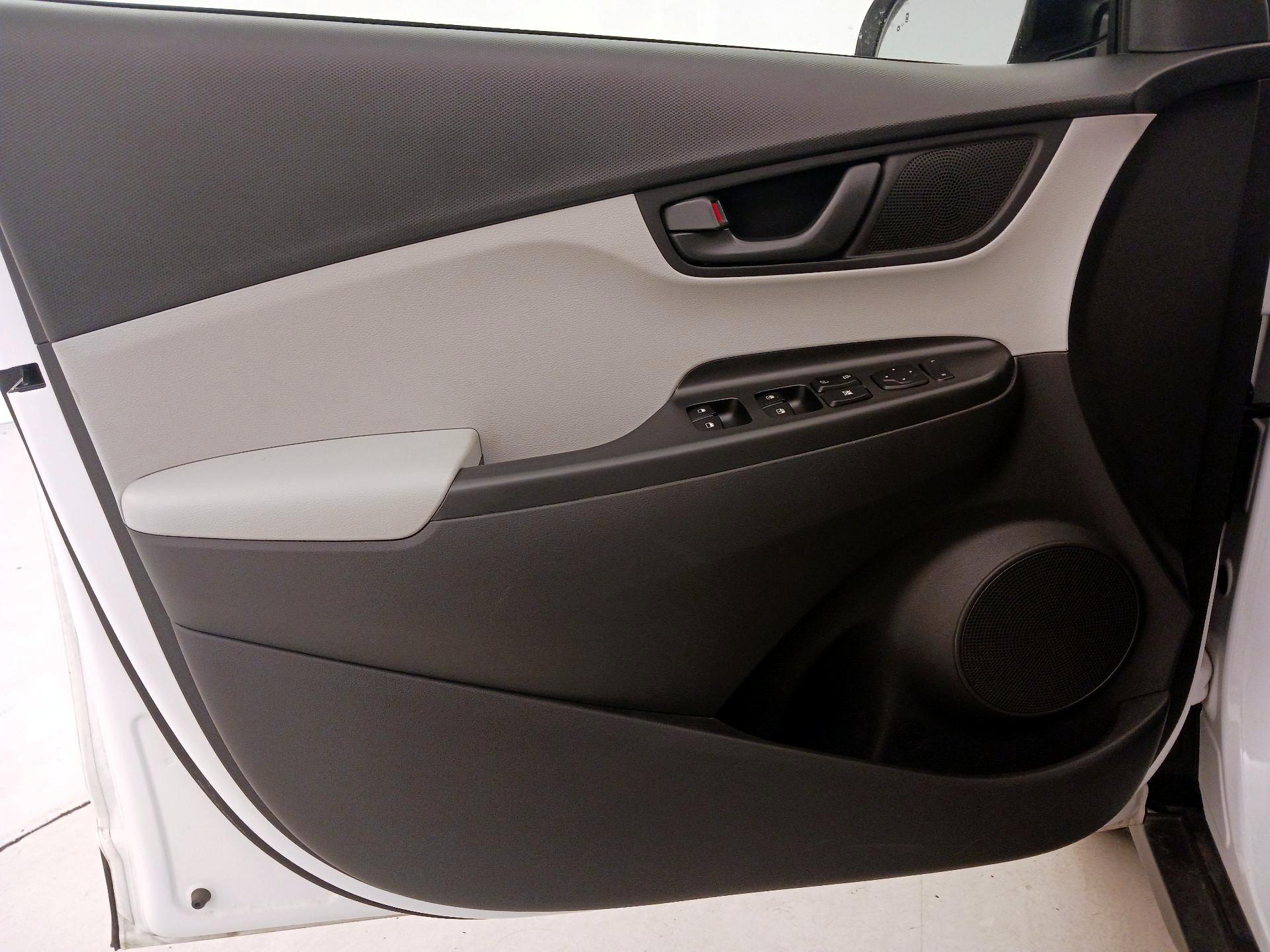 Thumbnail: 2023 Hyundai Kona - 12