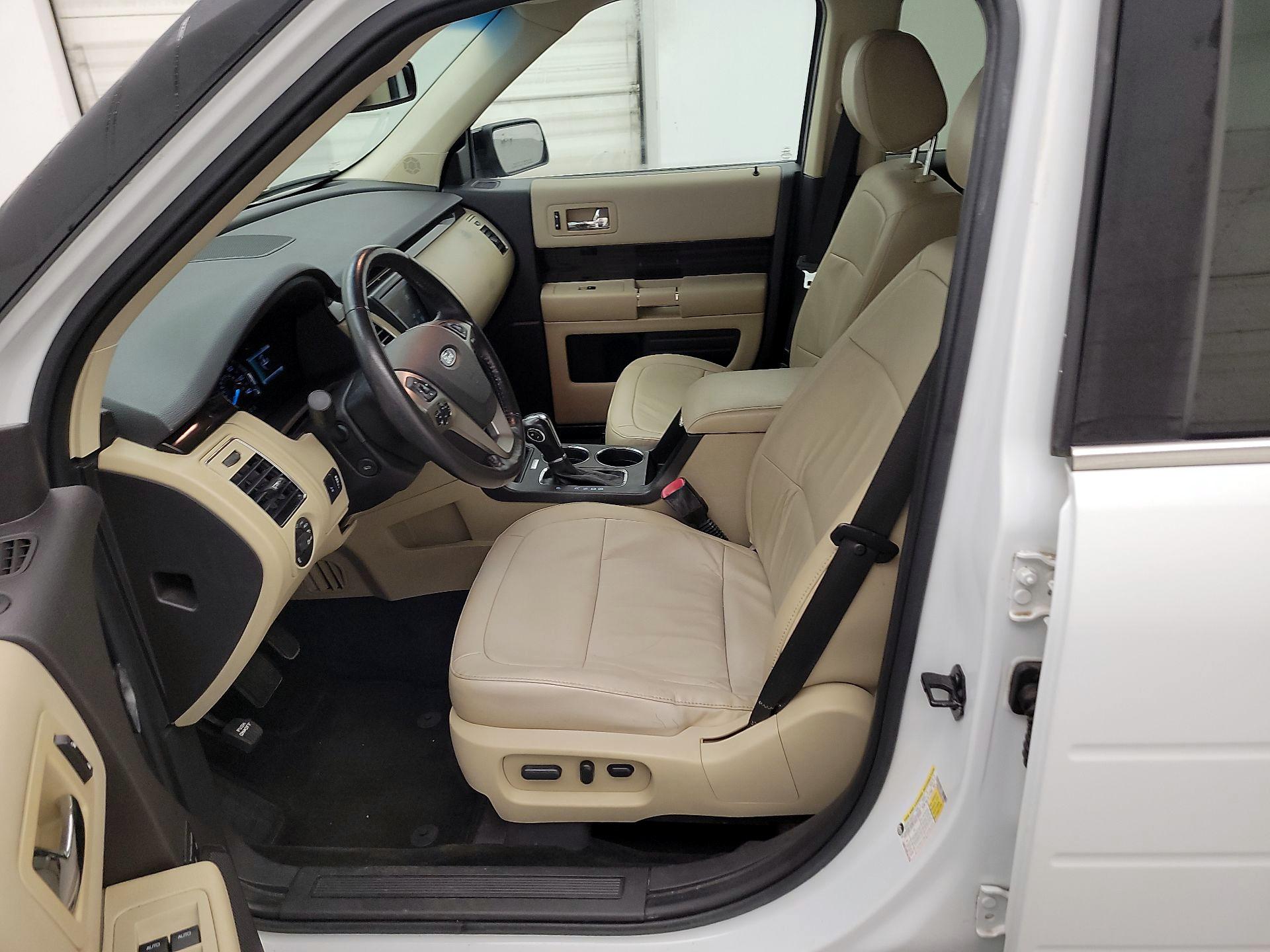 Thumbnail: 2015 Ford Flex - 11