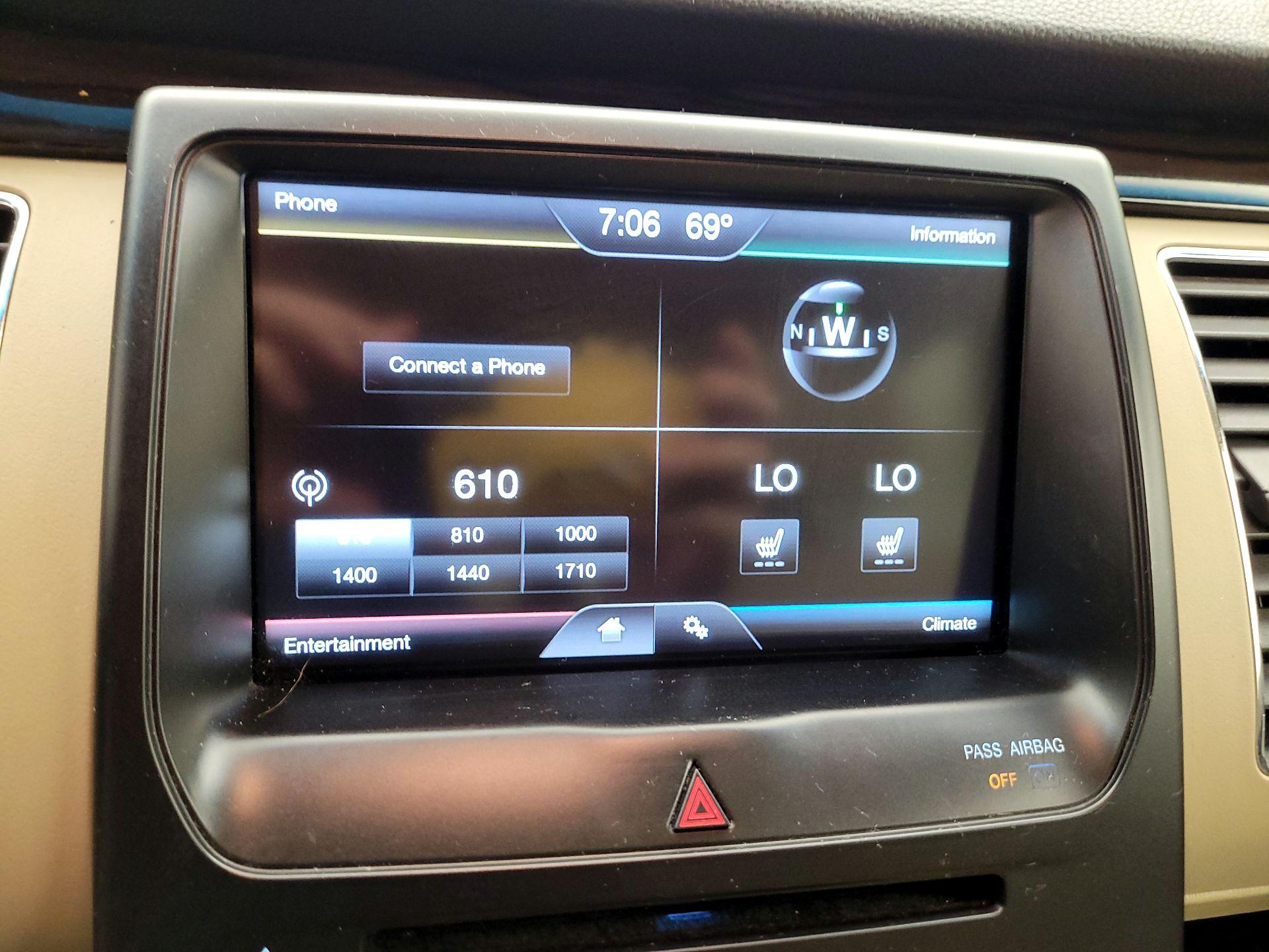 Thumbnail: 2015 Ford Flex - 13