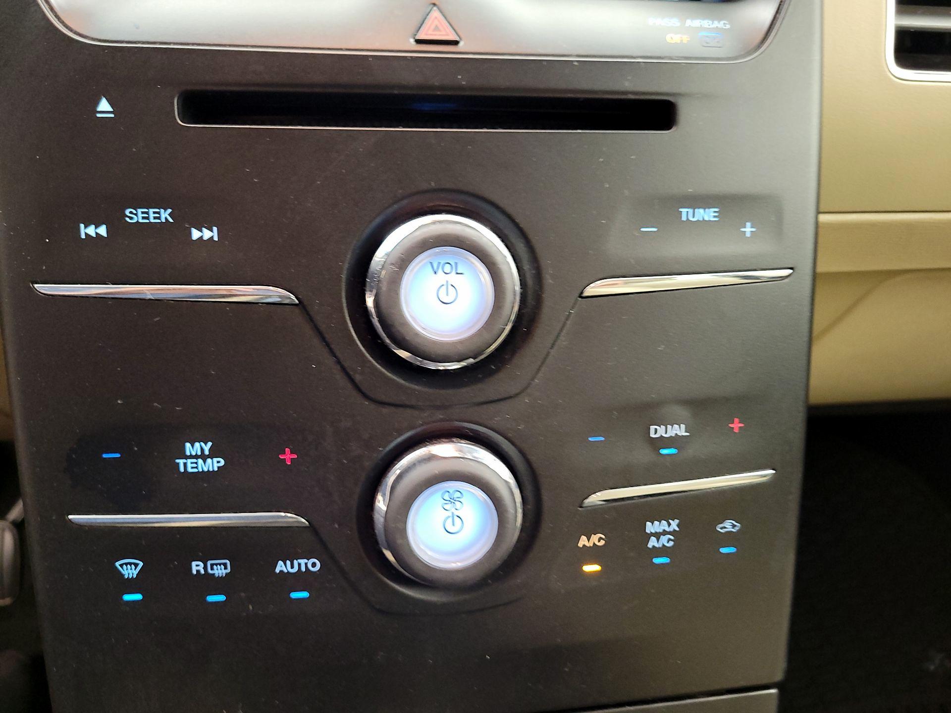 Thumbnail: 2015 Ford Flex - 14