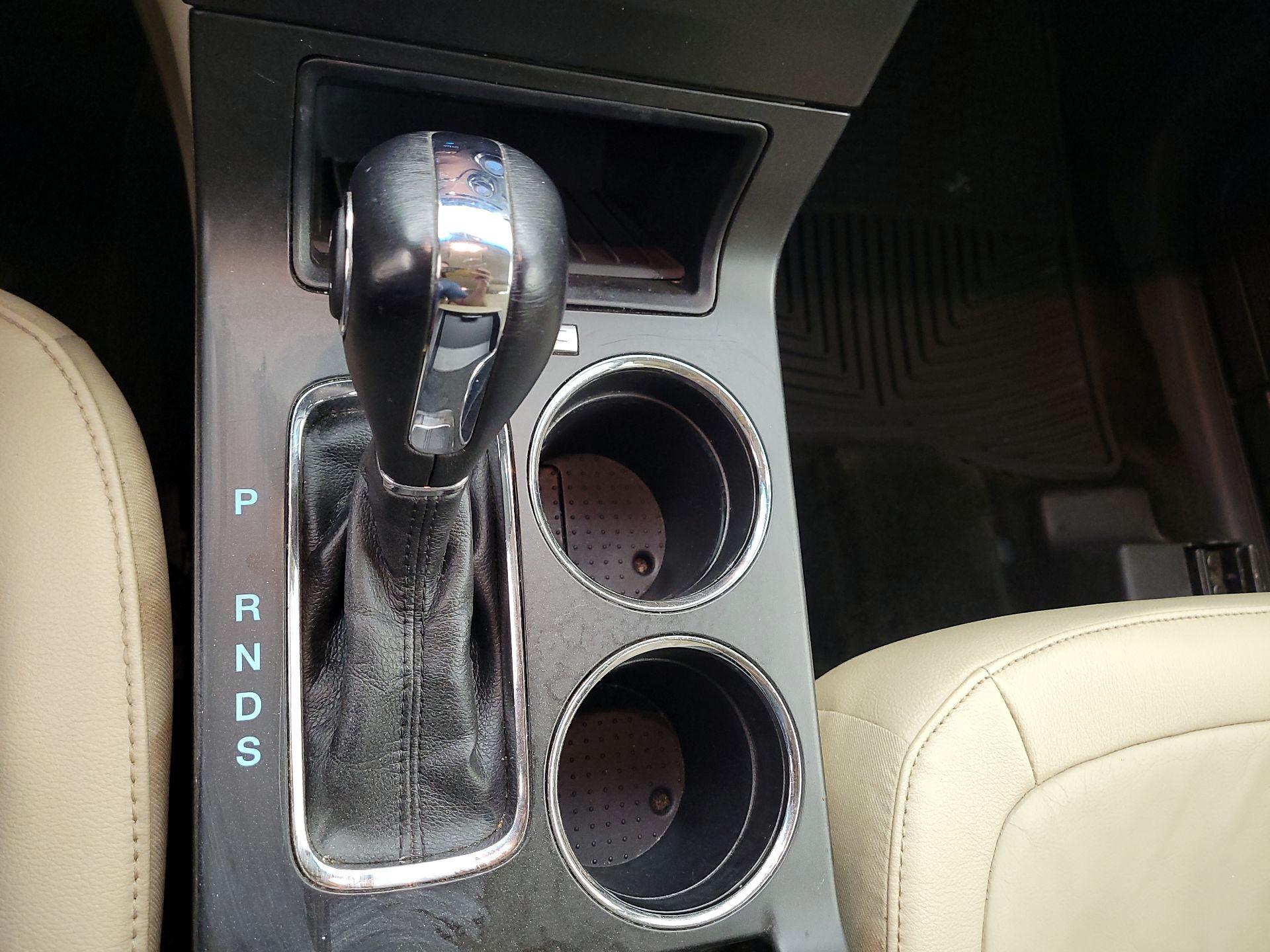 Thumbnail: 2015 Ford Flex - 15