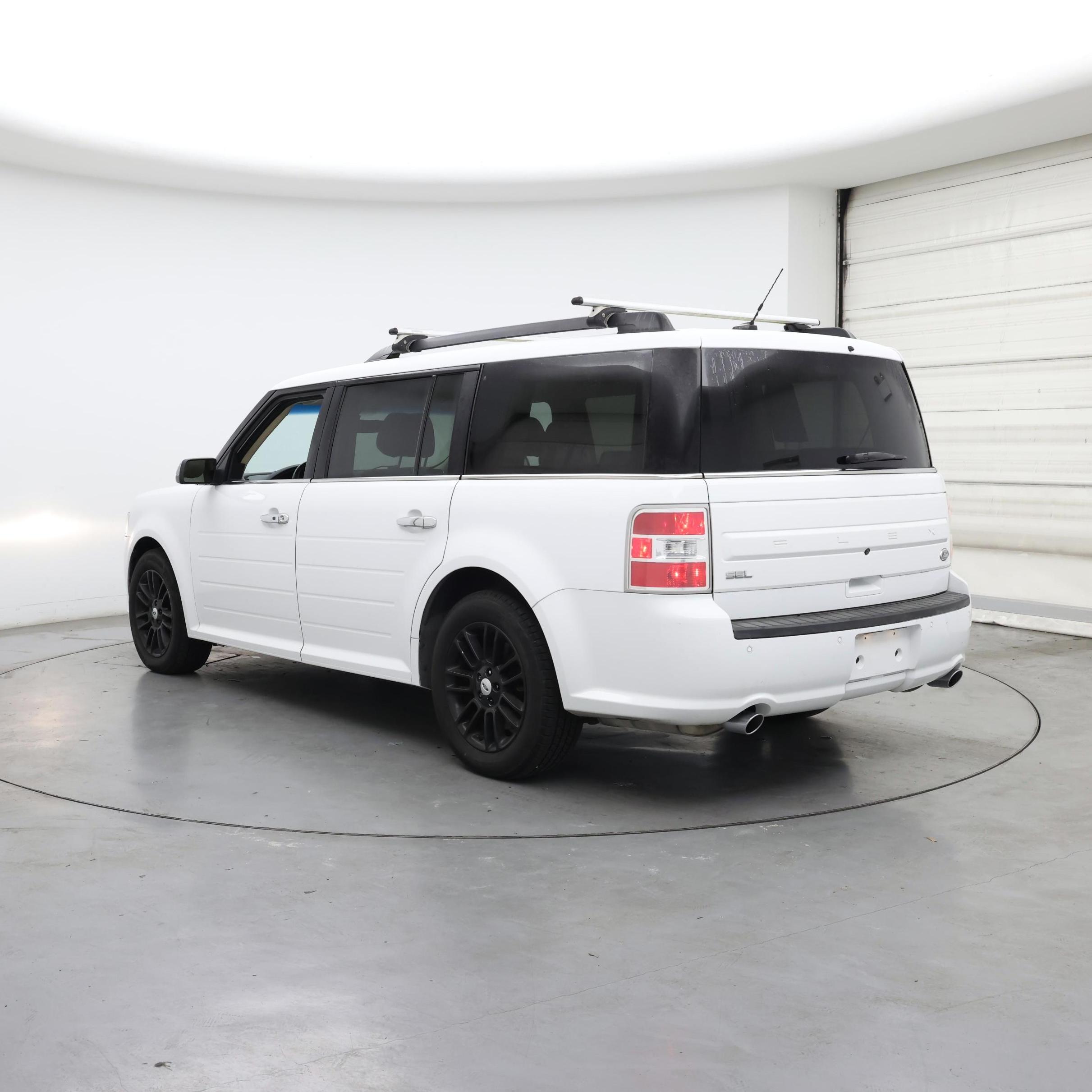 Thumbnail: 2015 Ford Flex - 2