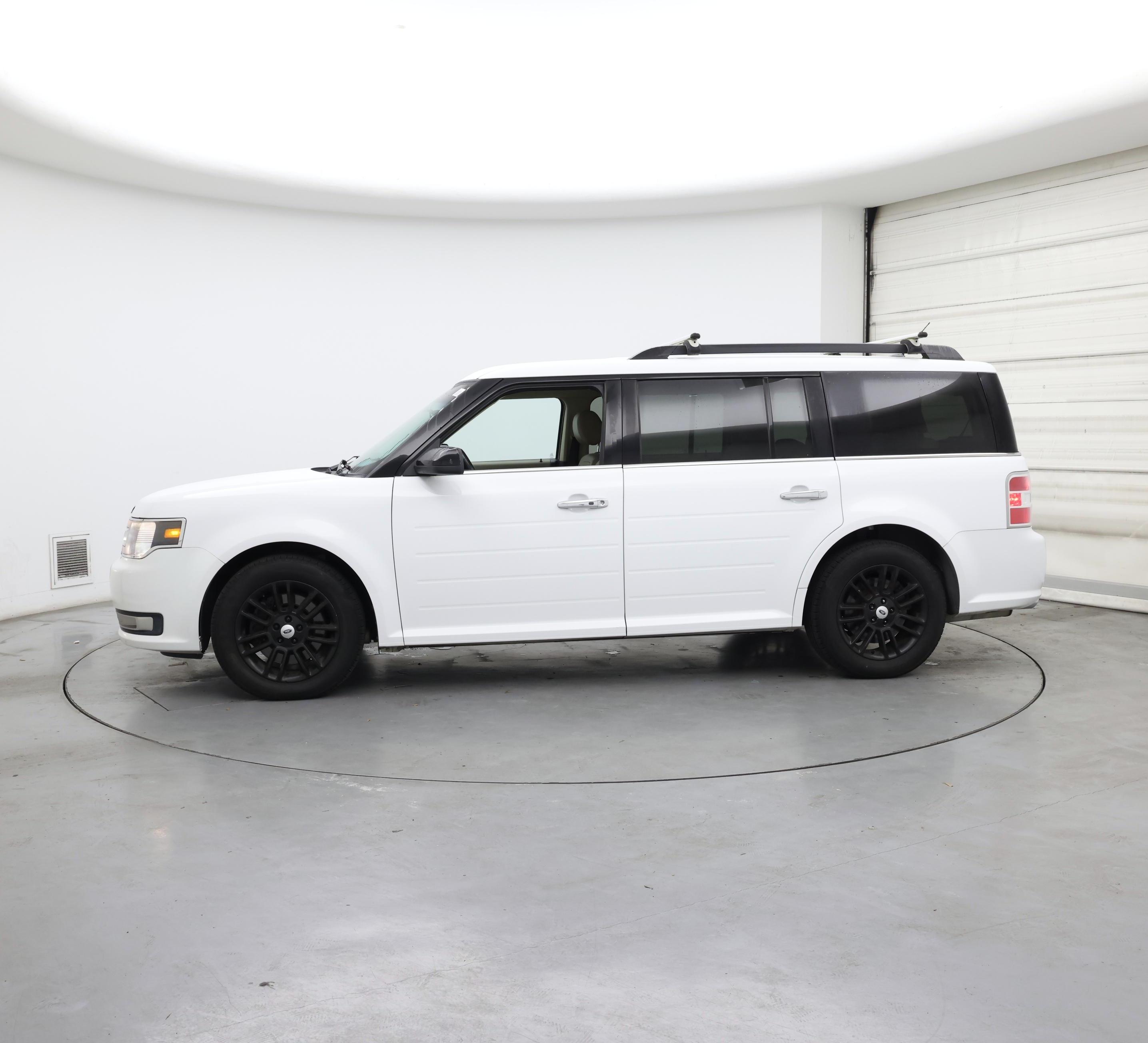 Thumbnail: 2015 Ford Flex - 3