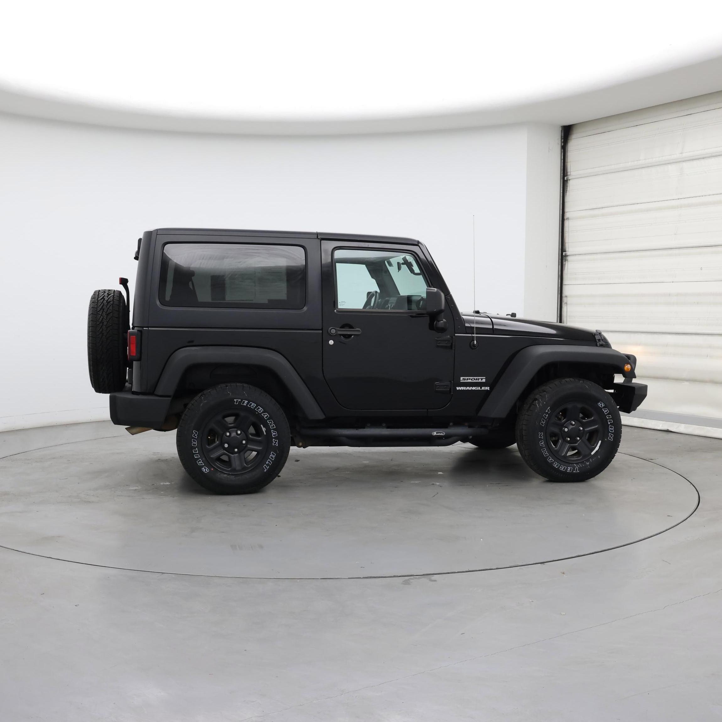 Thumbnail: 2016 Jeep Wrangler - 7