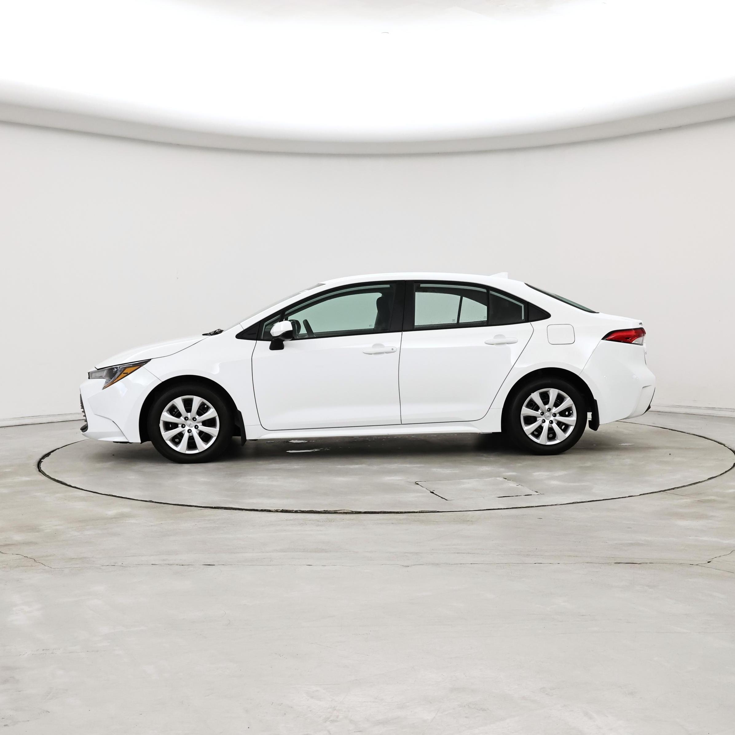 Thumbnail: 2025 Toyota Corolla - 3