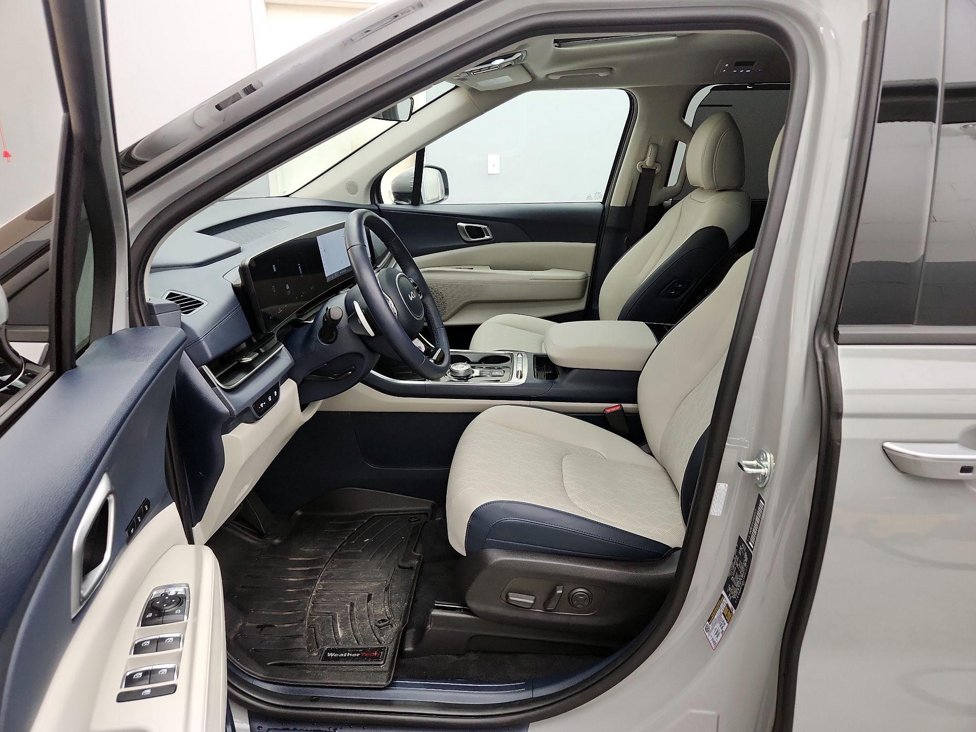 Thumbnail: 2025 Kia Carnival - 11