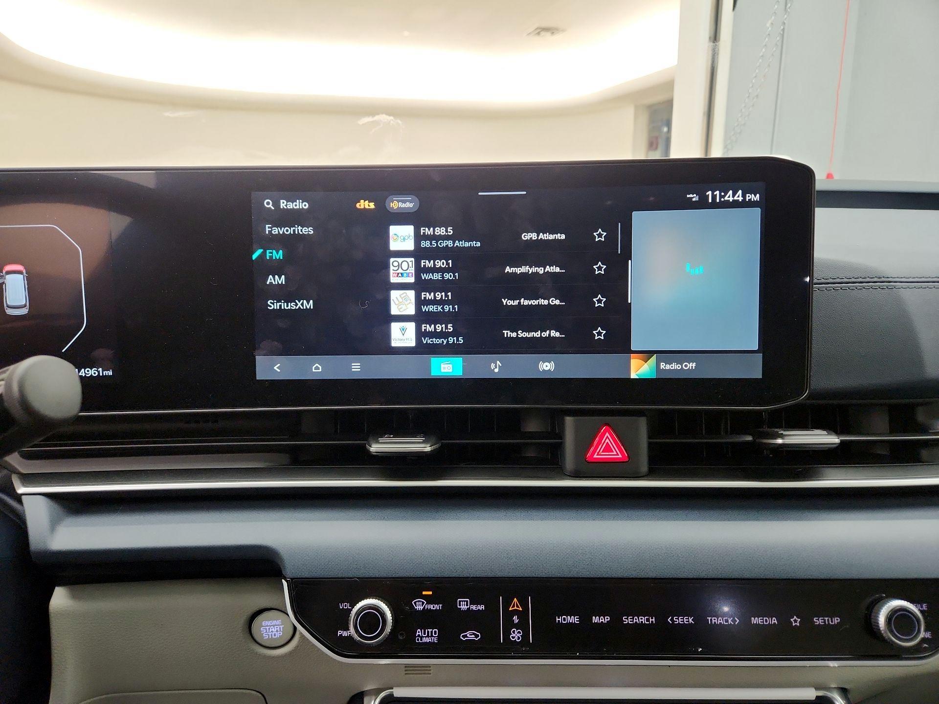 Thumbnail: 2025 Kia Carnival - 16