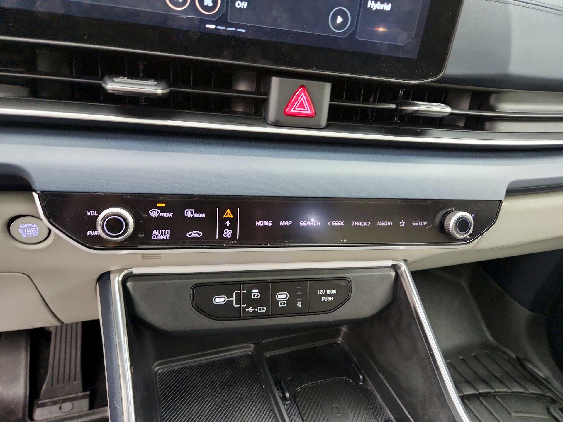 Thumbnail: 2025 Kia Carnival - 17