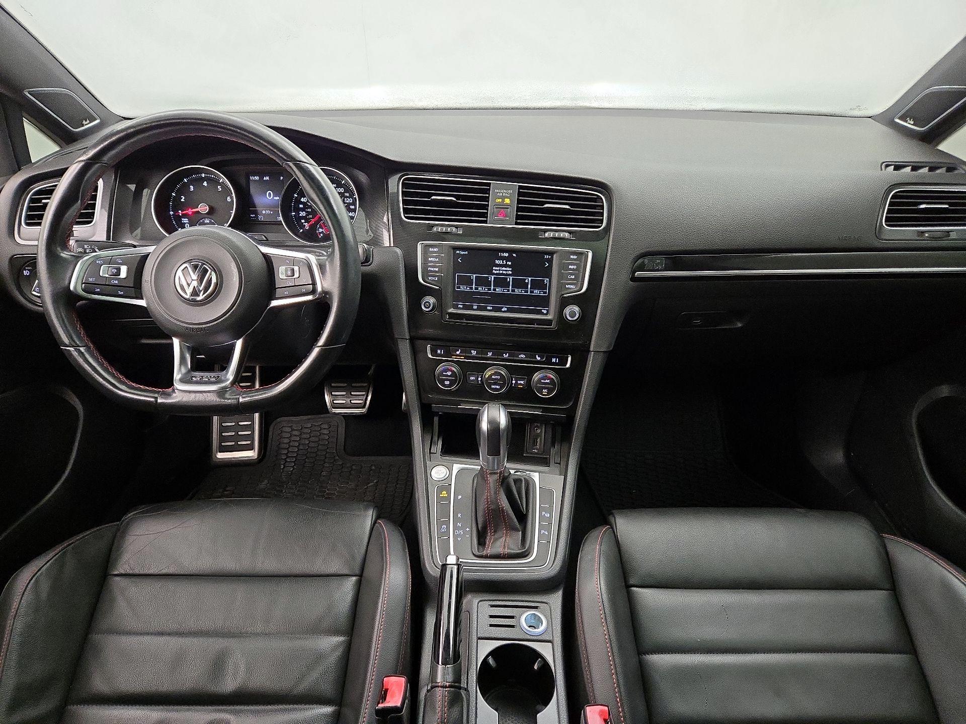 Thumbnail: 2016 Volkswagen Golf - 9