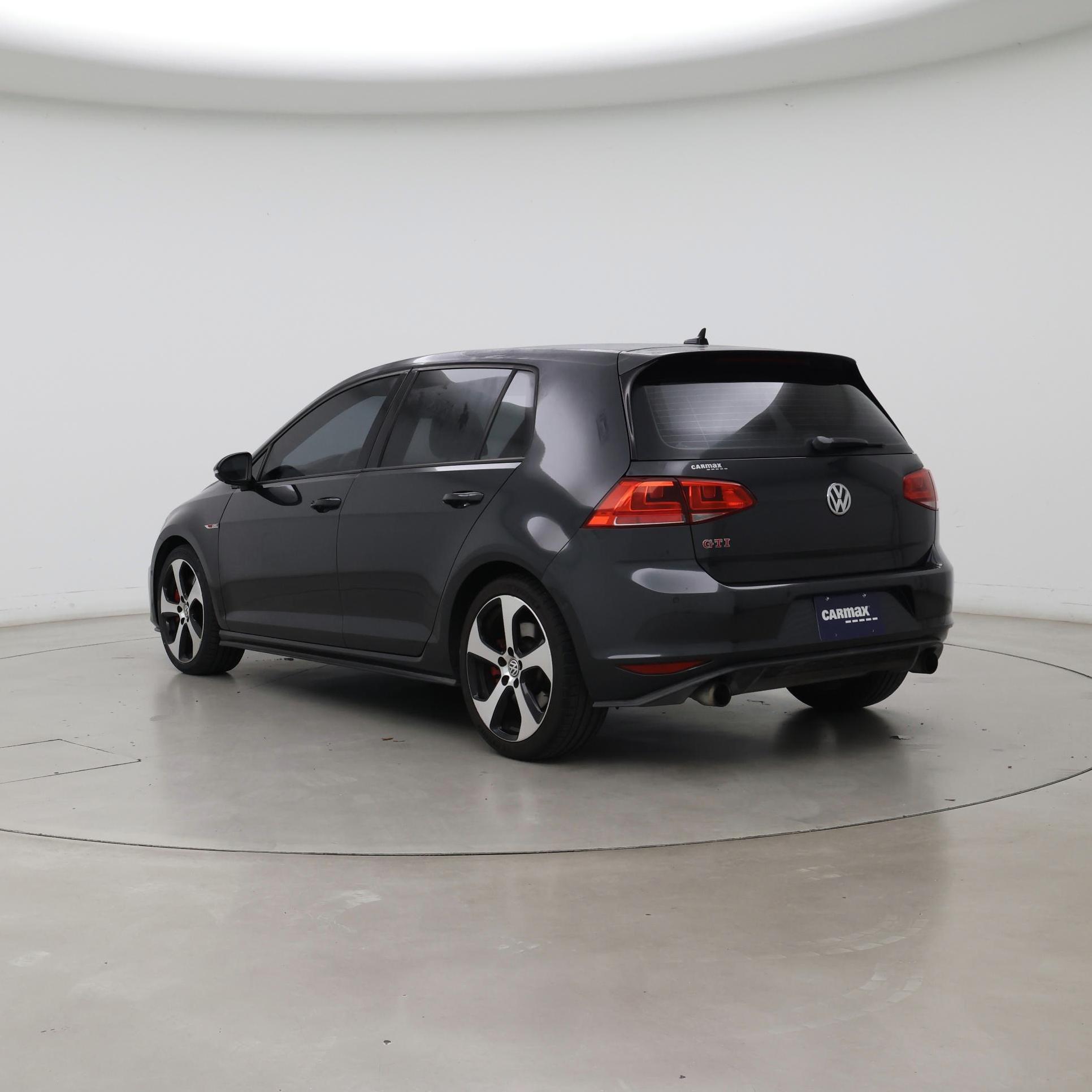Thumbnail: 2016 Volkswagen Golf - 2