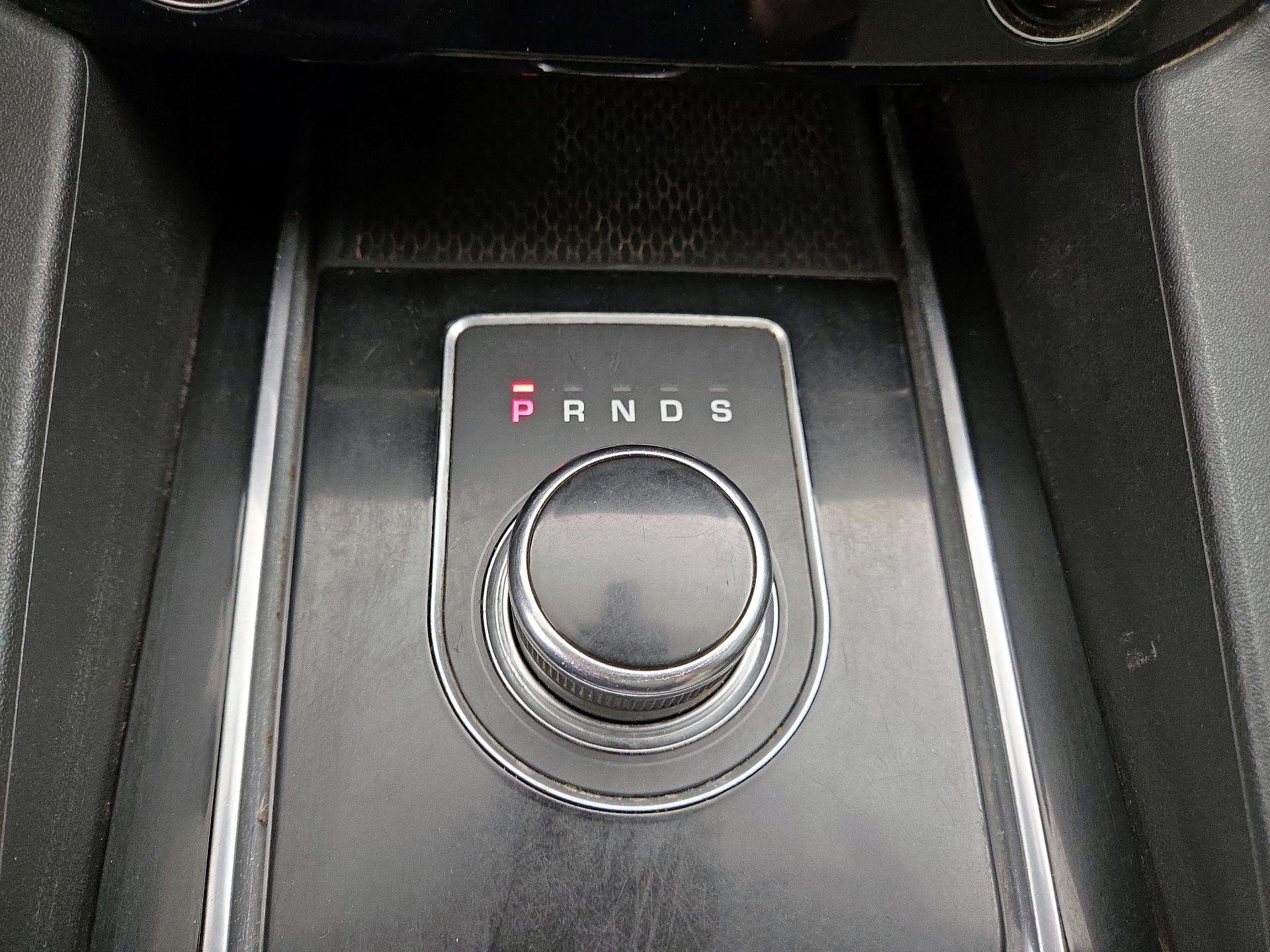 Thumbnail: 2018 Jaguar F-Pace - 18