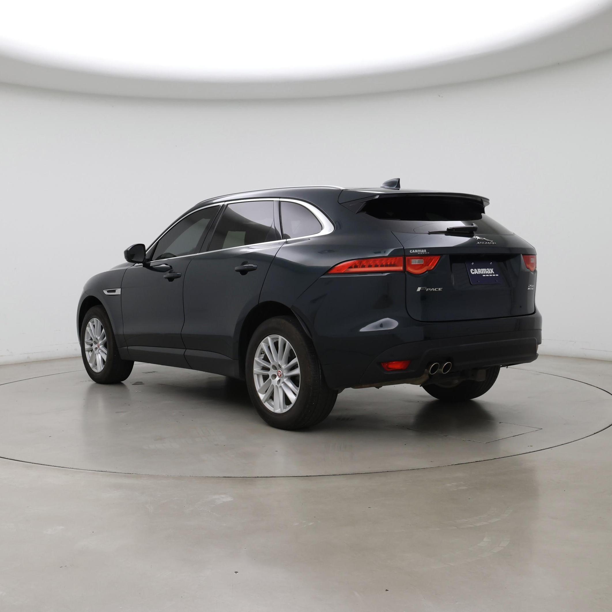 Thumbnail: 2018 Jaguar F-Pace - 2