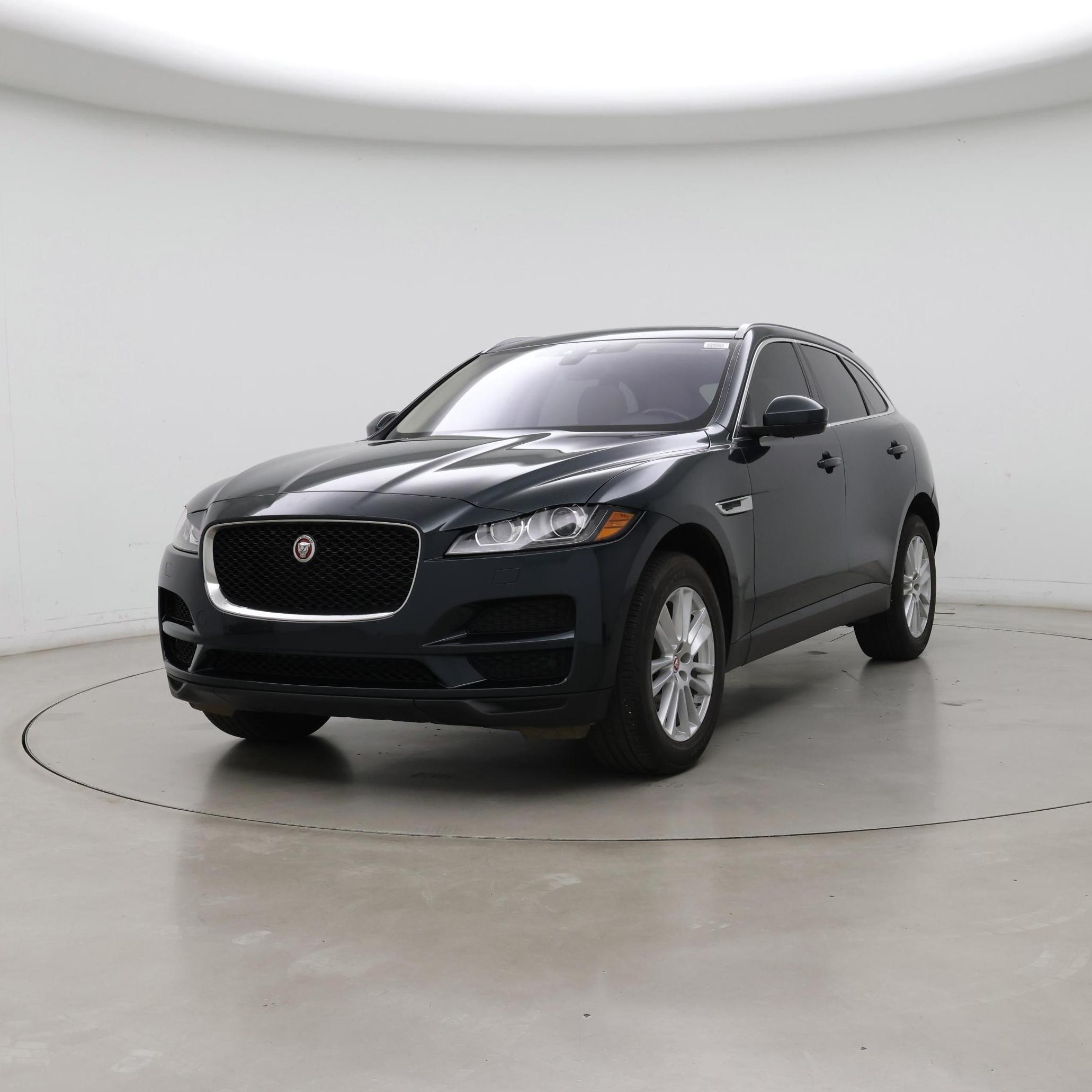 Thumbnail: 2018 Jaguar F-Pace - 4