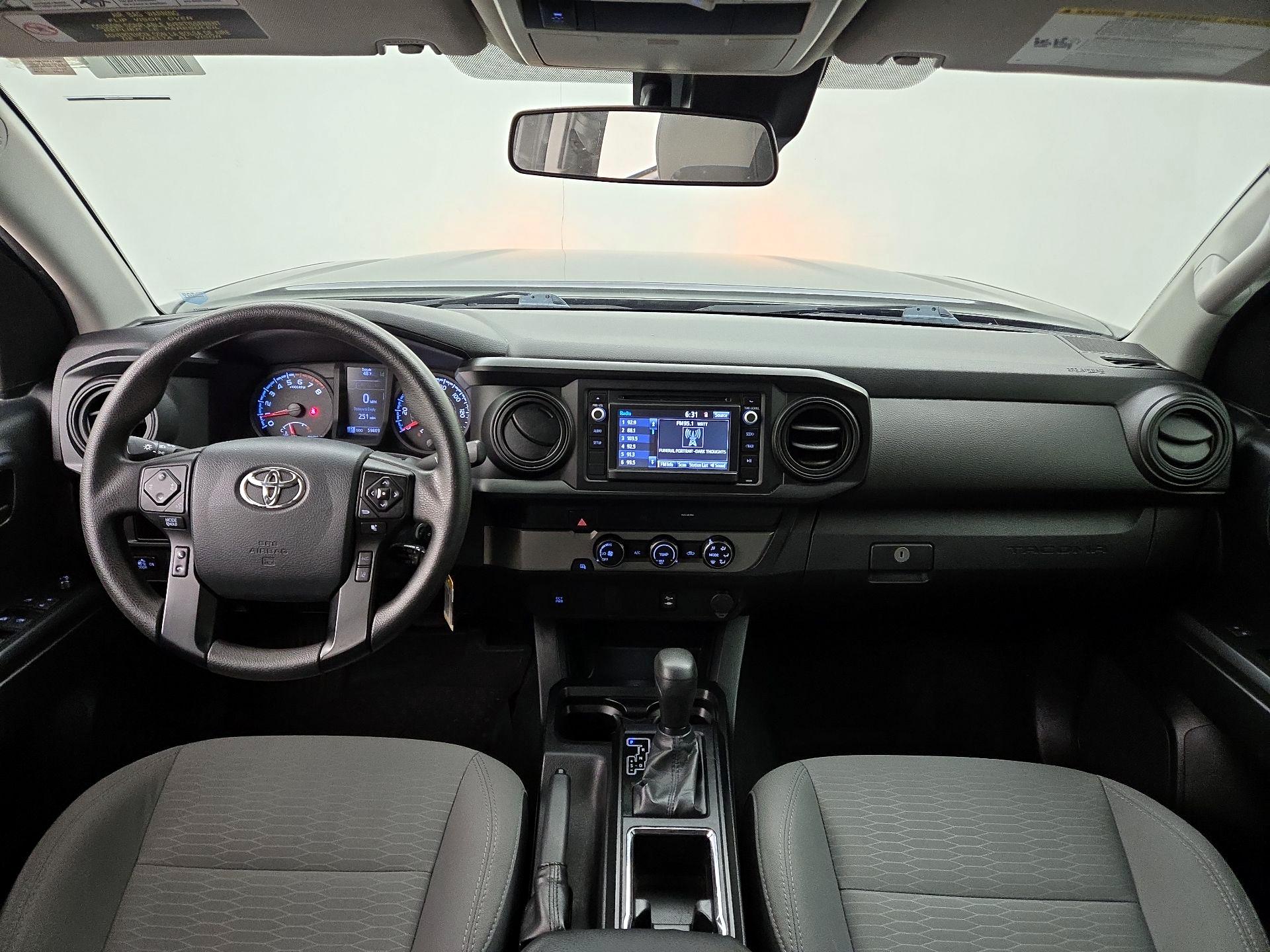 Thumbnail: 2019 Toyota Tacoma - 9