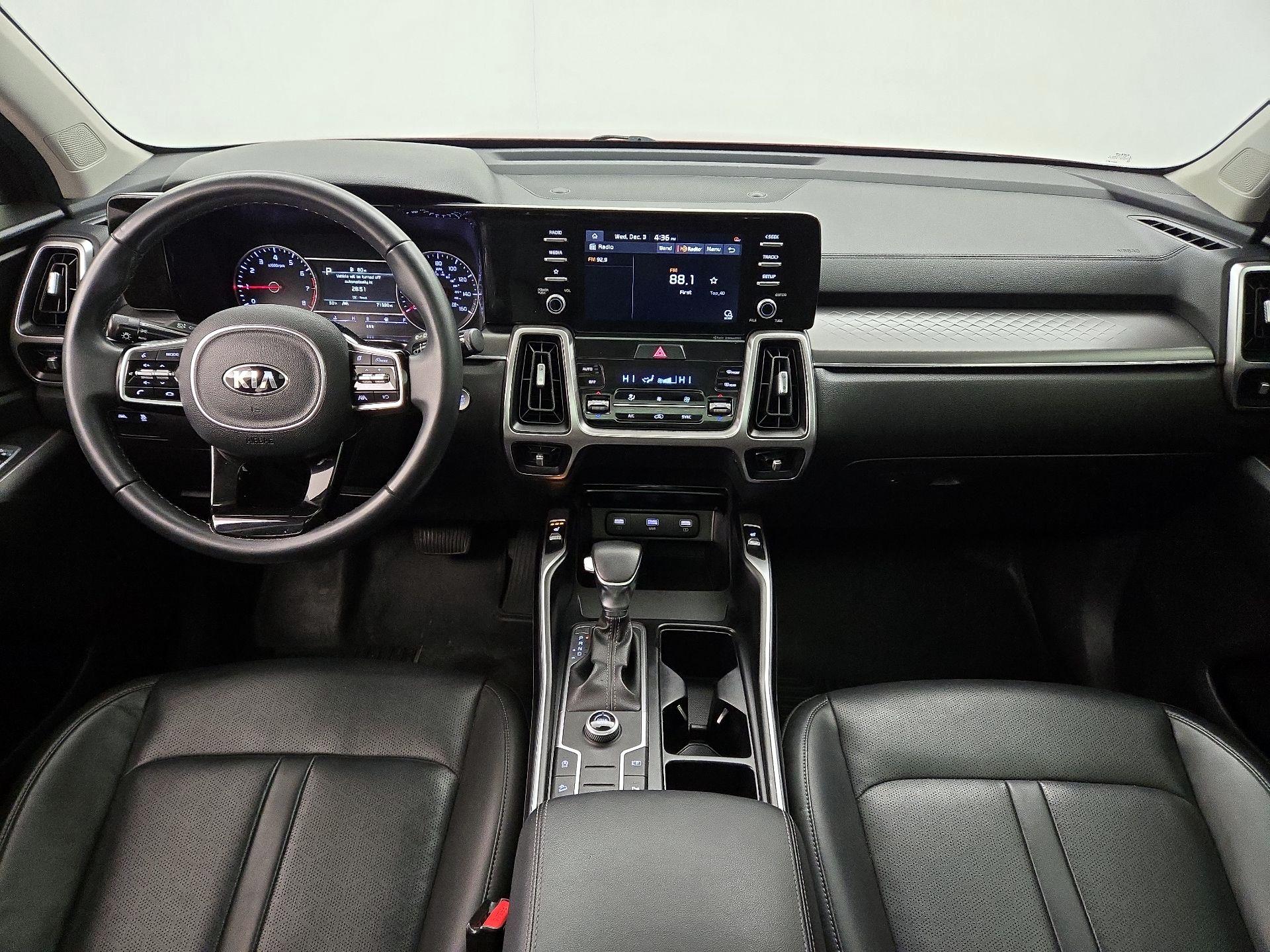 Thumbnail: 2021 Kia Sorento - 9