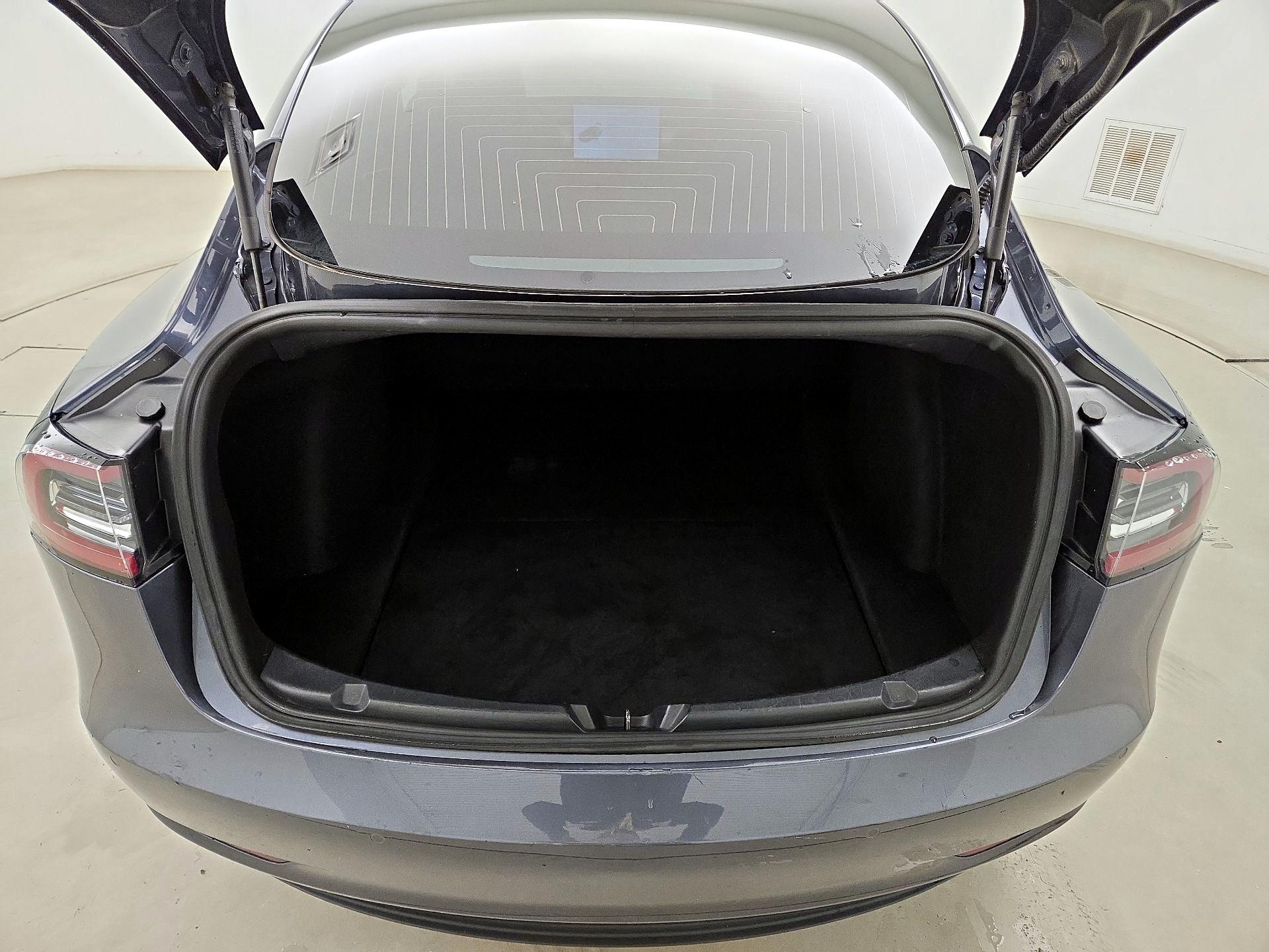 Thumbnail: 2020 Tesla Model 3 - 20