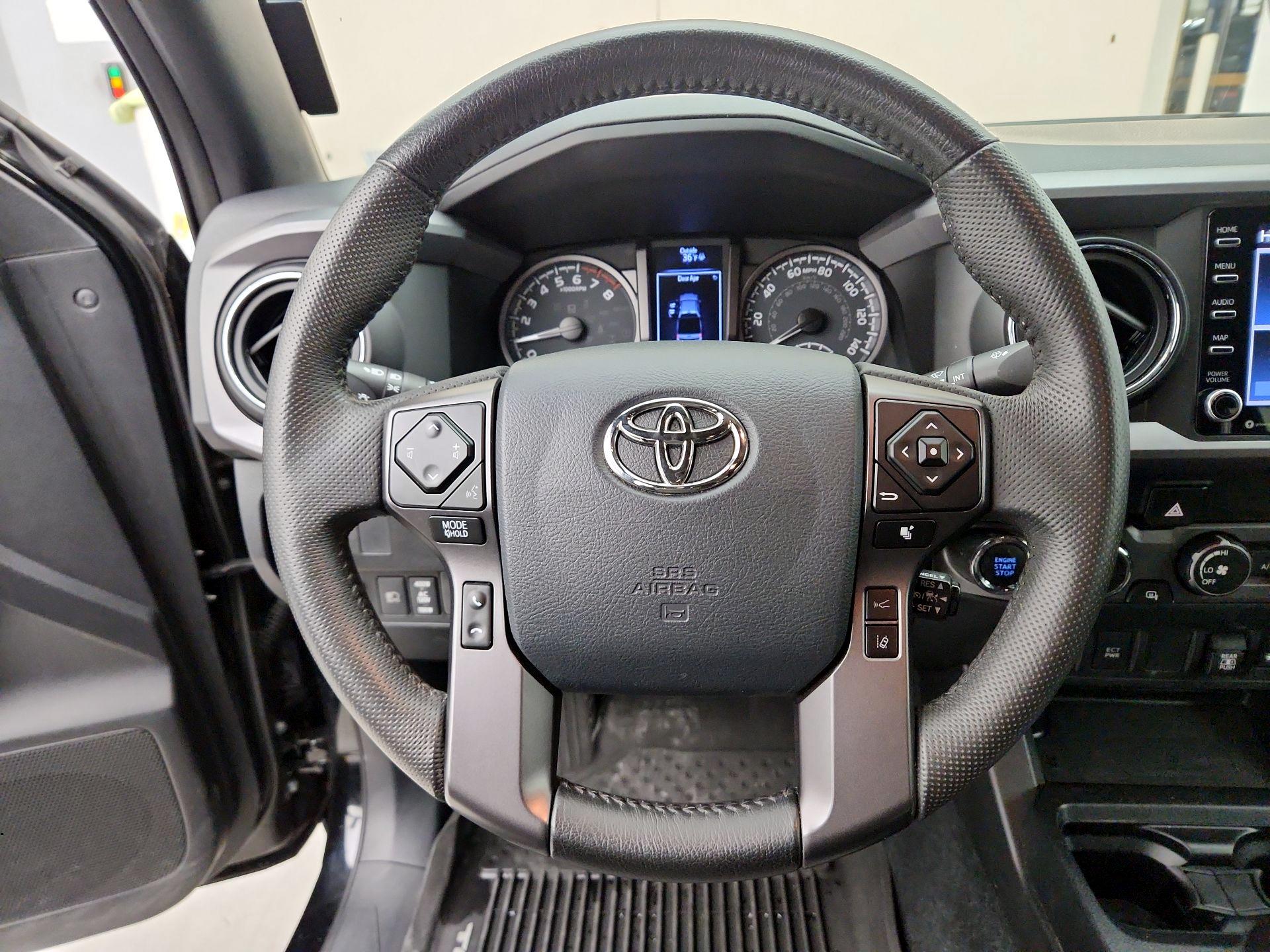 Thumbnail: 2020 Toyota Tacoma - 10