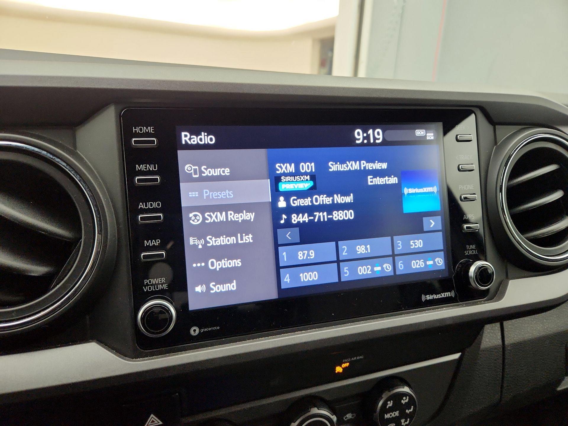 Thumbnail: 2020 Toyota Tacoma - 15