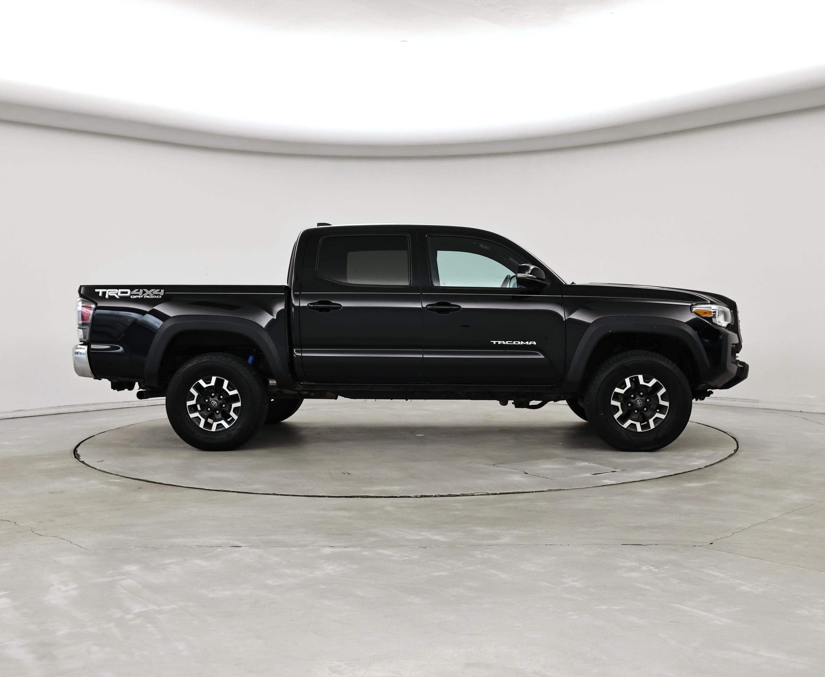 Thumbnail: 2020 Toyota Tacoma - 7