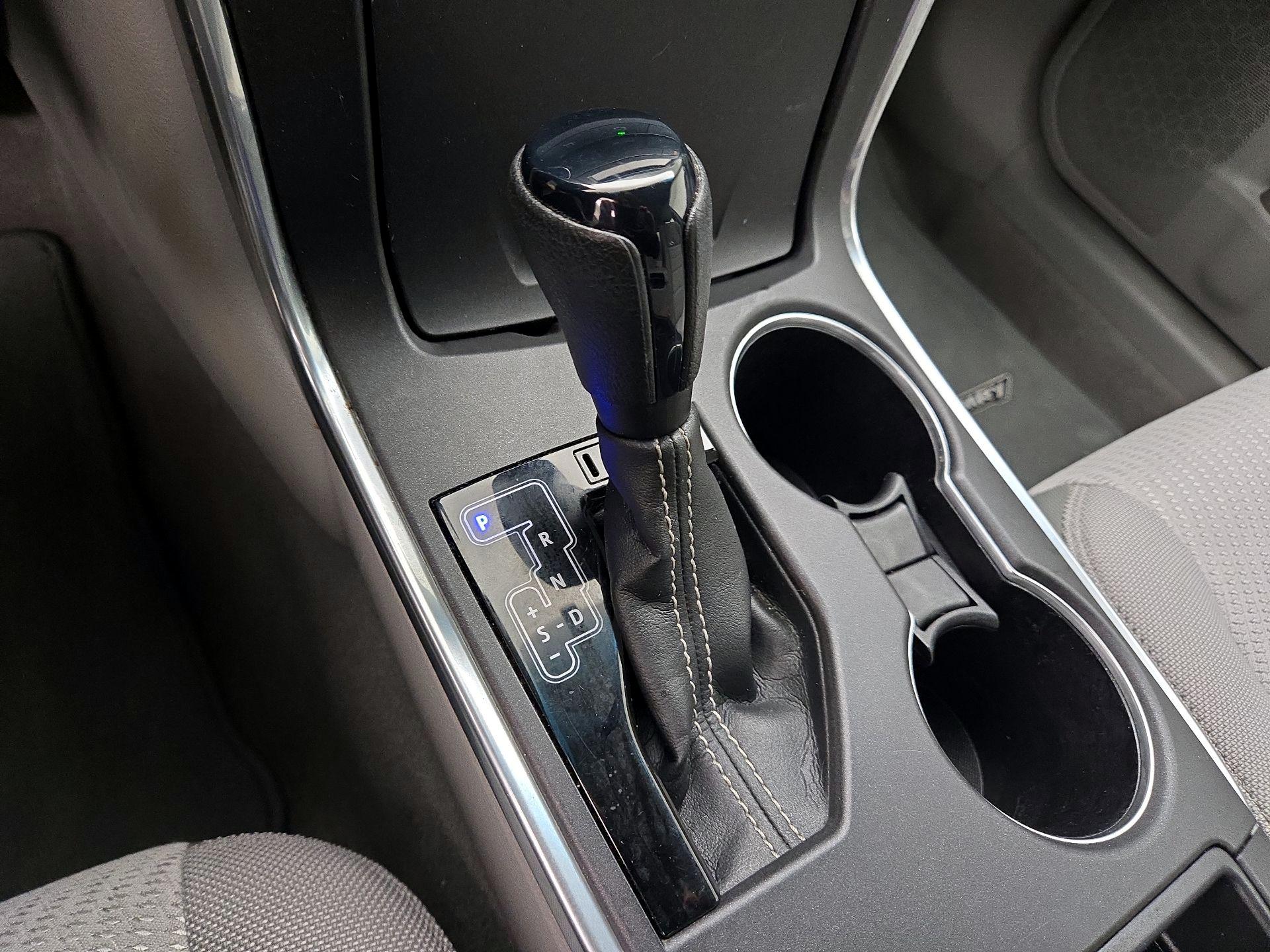 Thumbnail: 2015 Toyota Camry - 17