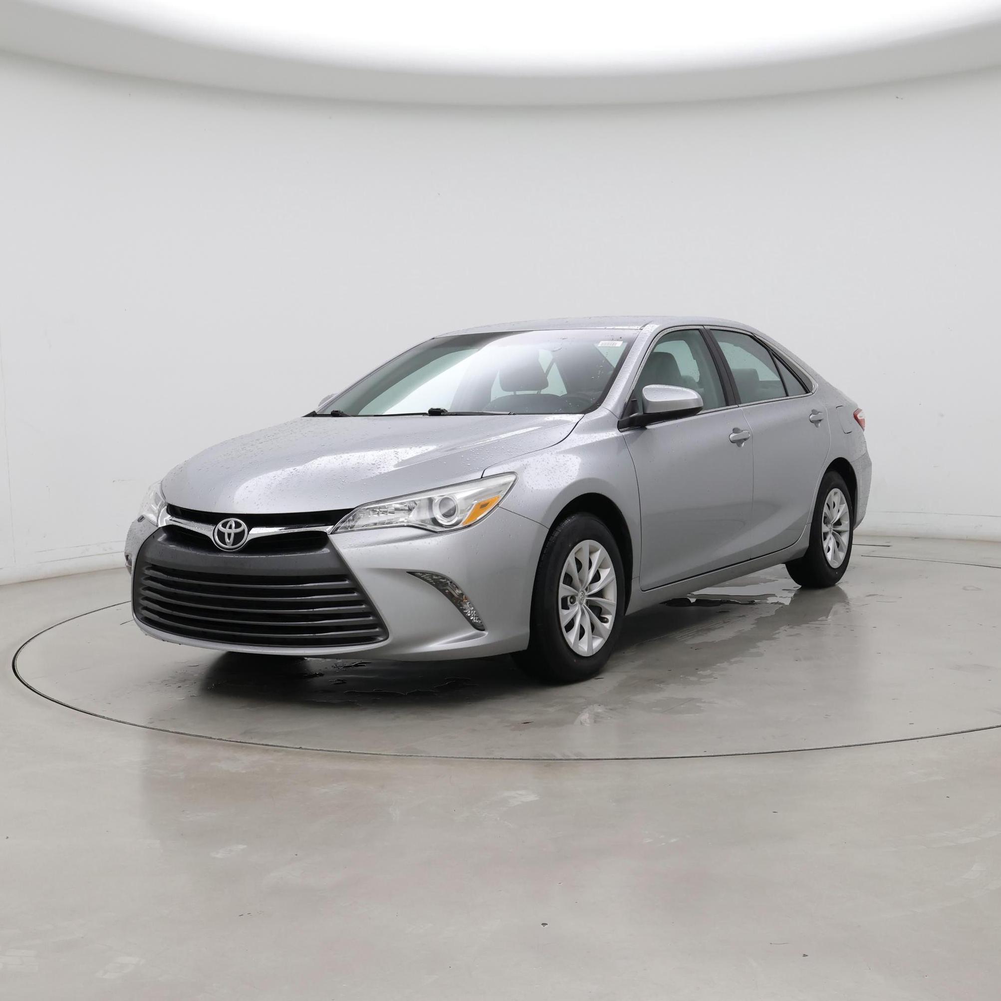 Thumbnail: 2015 Toyota Camry - 4