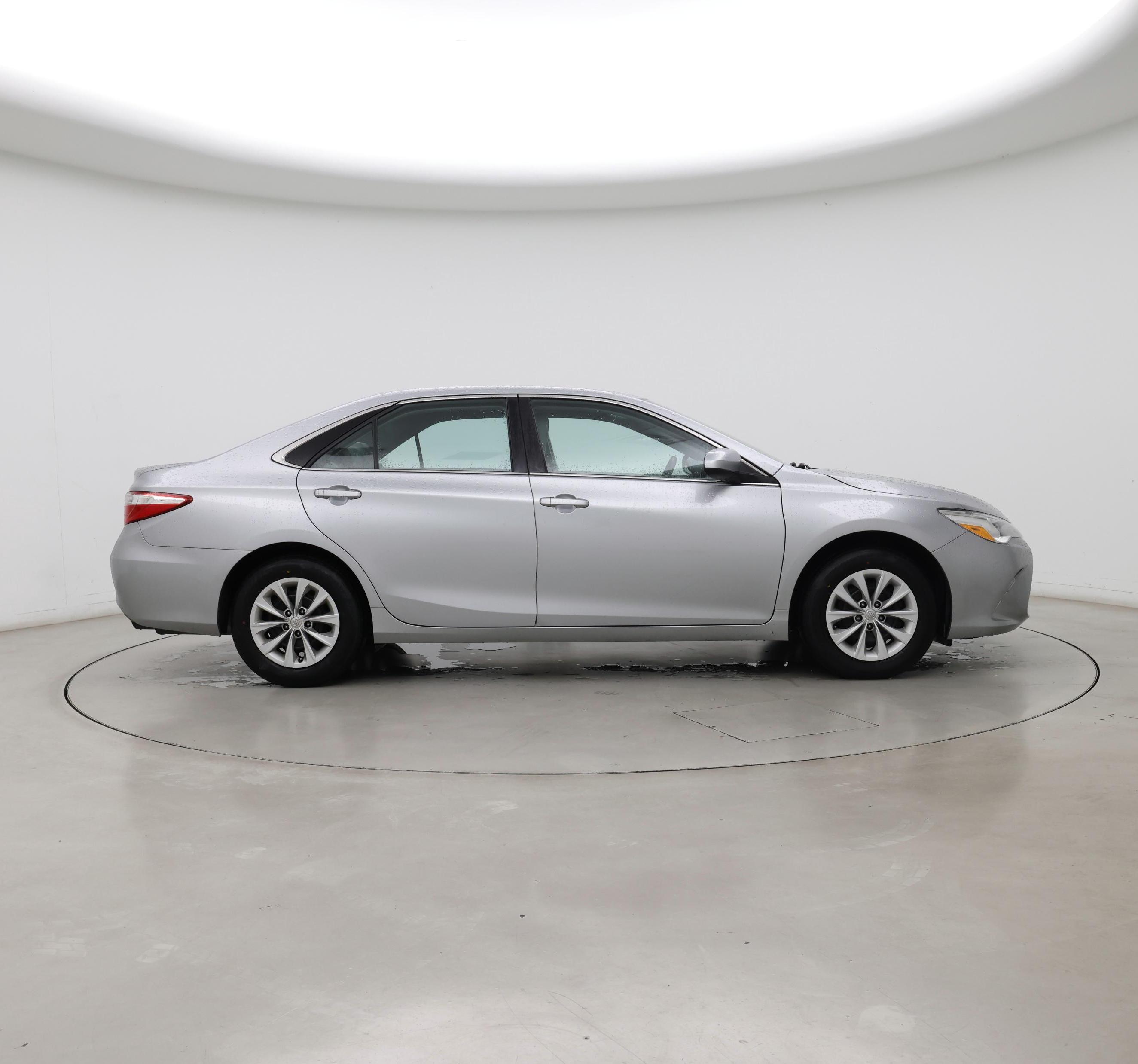 Thumbnail: 2015 Toyota Camry - 7