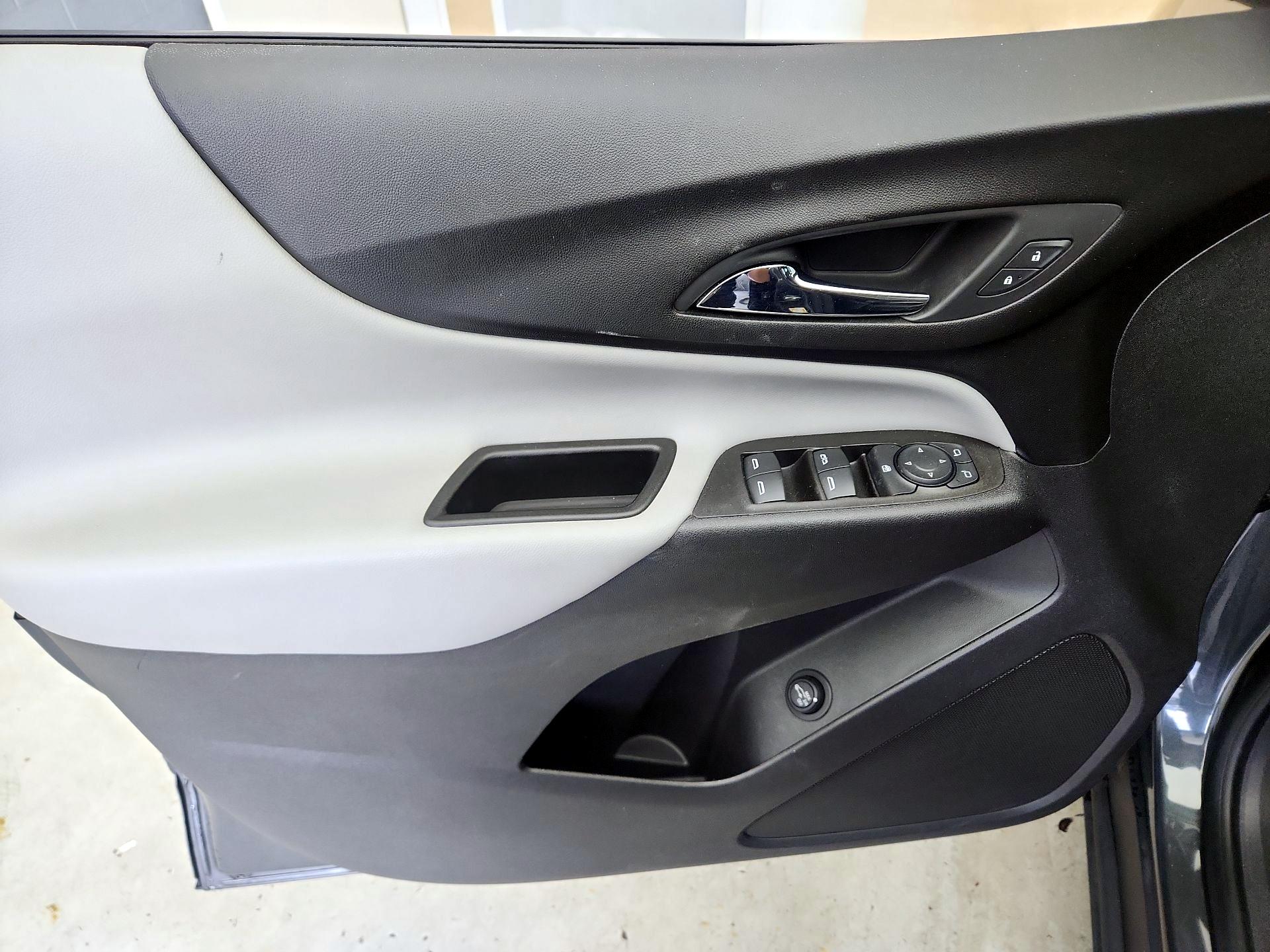 Thumbnail: 2020 Chevrolet Equinox - 12