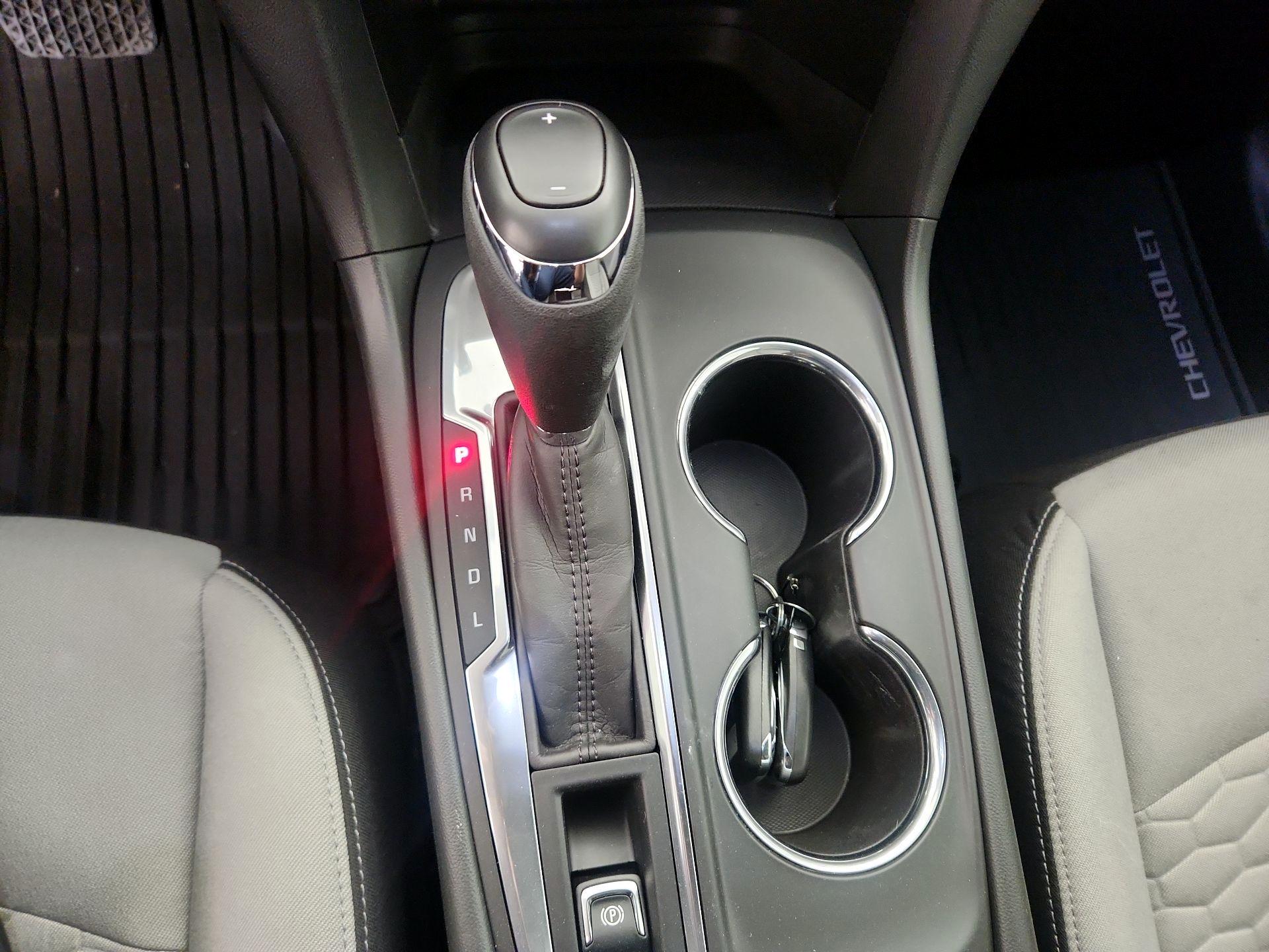 Thumbnail: 2020 Chevrolet Equinox - 17