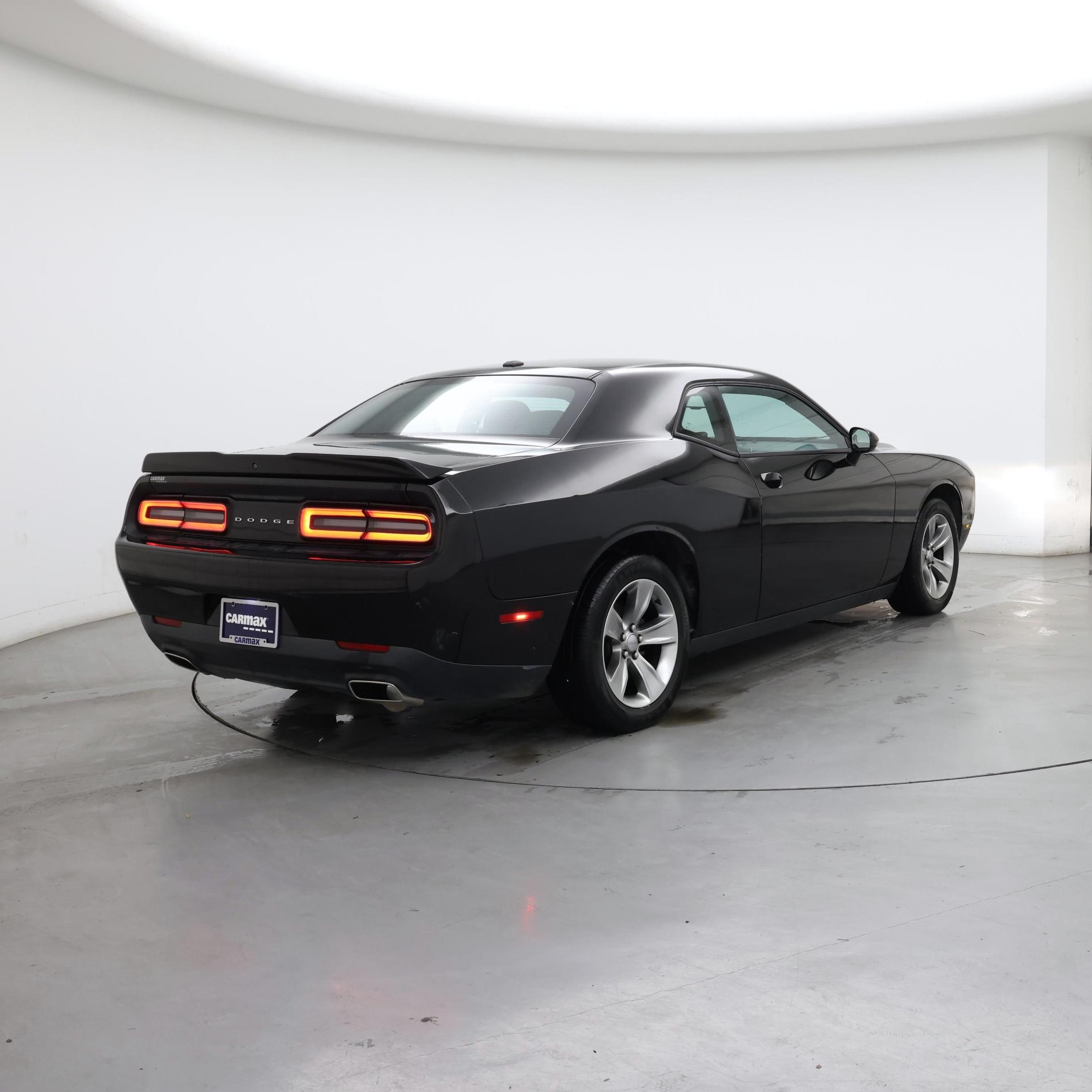 Thumbnail: 2020 Dodge Challenger - 8