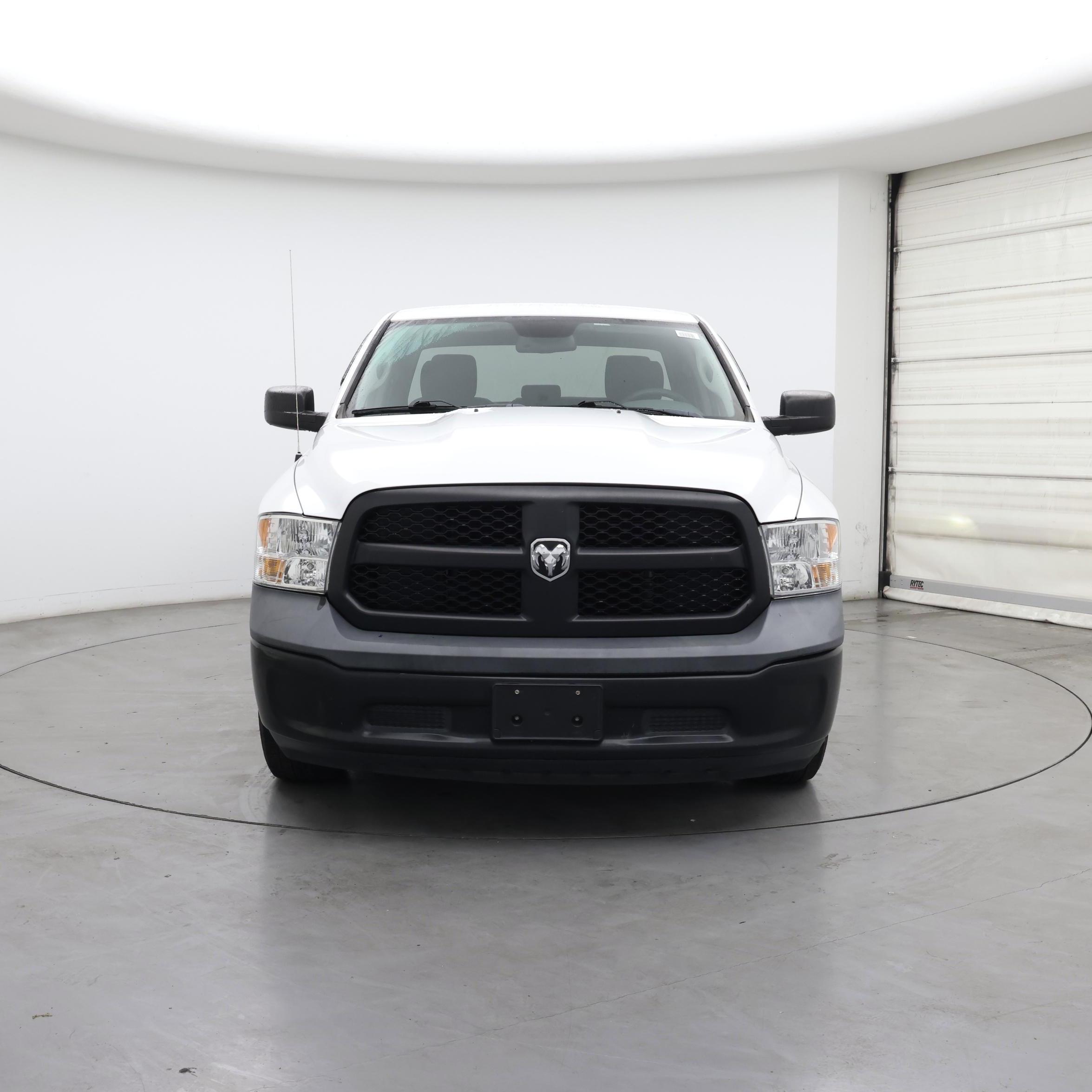 Thumbnail: 2019 RAM 1500 Classic - 5