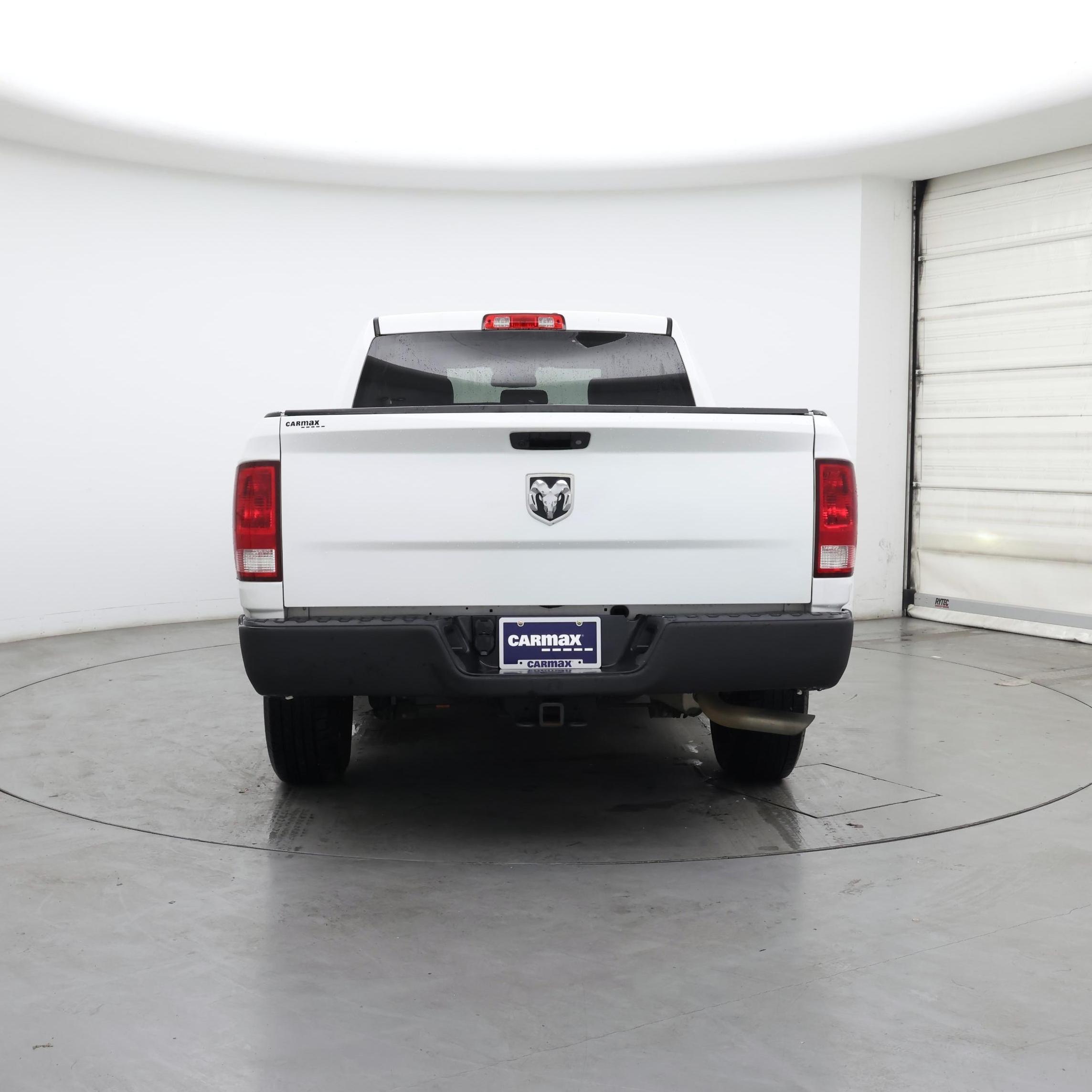 Thumbnail: 2019 RAM 1500 Classic - 6