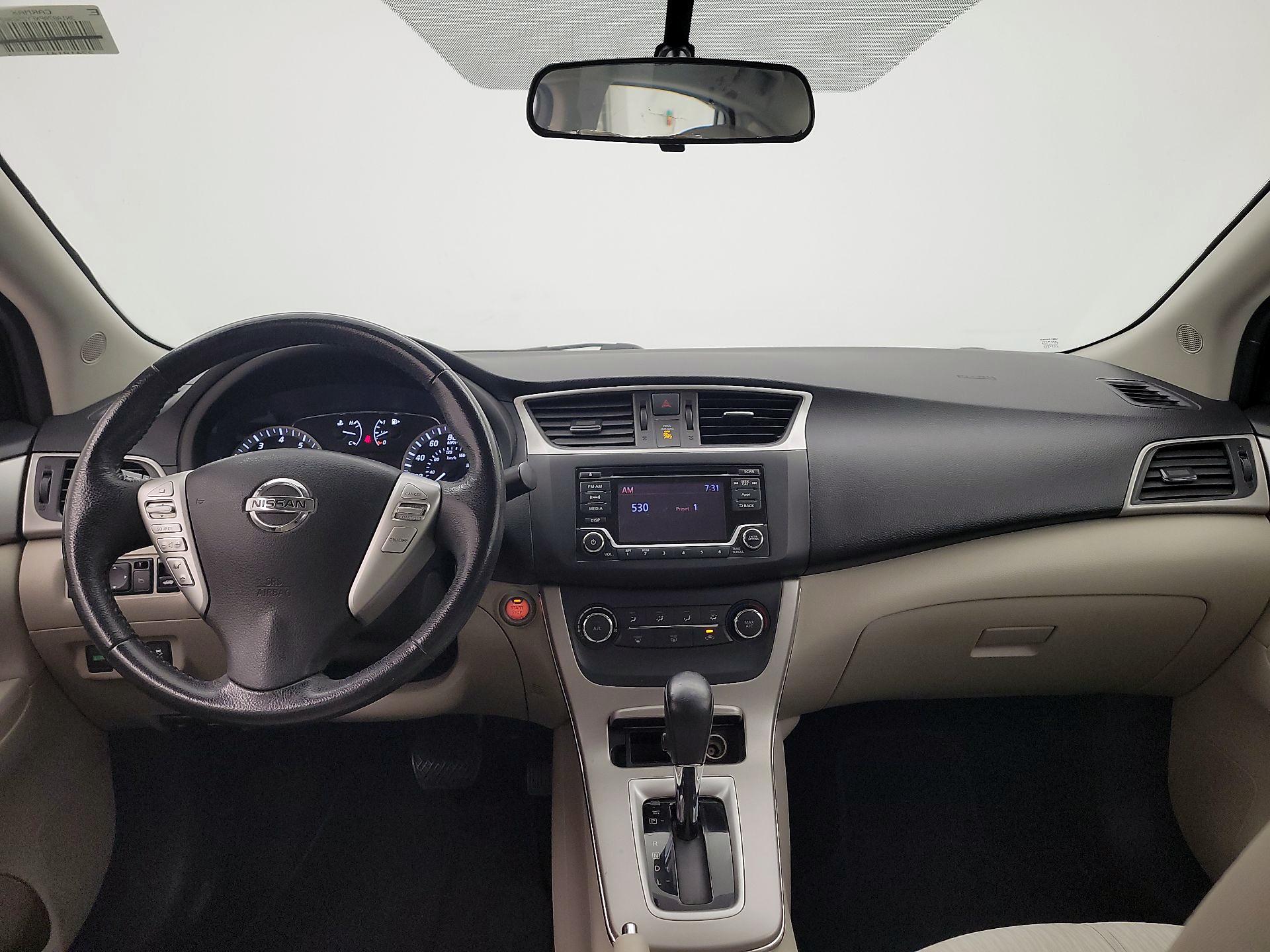 Thumbnail: 2015 Nissan Sentra - 9