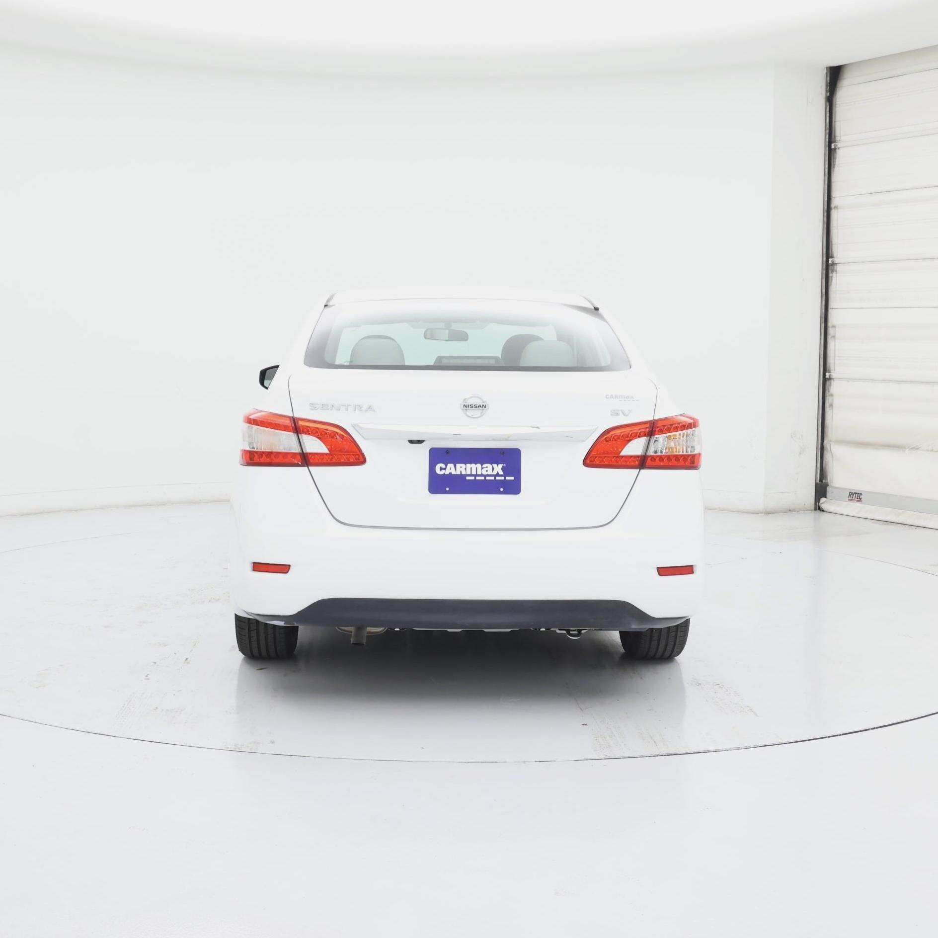 Thumbnail: 2015 Nissan Sentra - 6