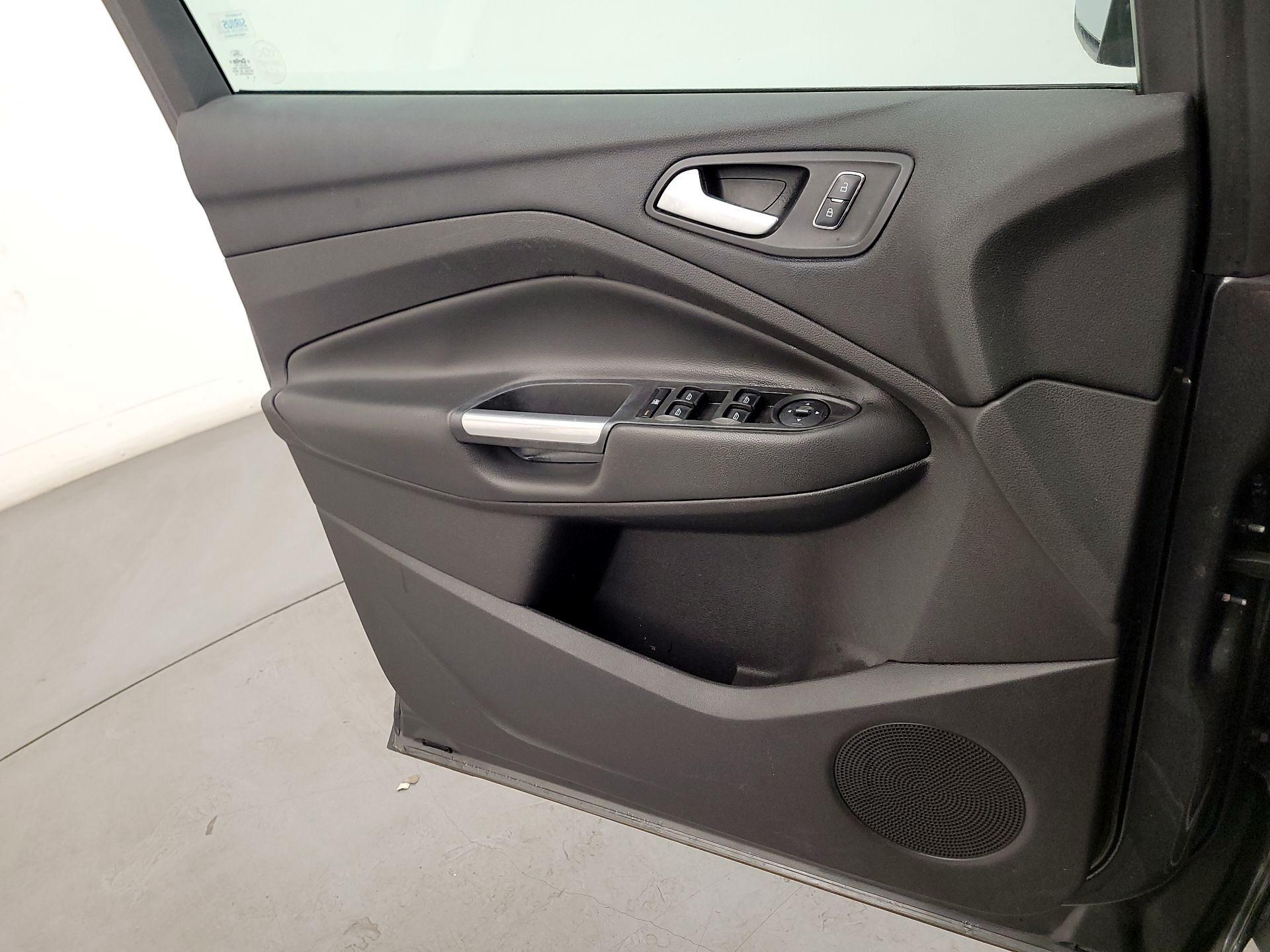 Thumbnail: 2015 Ford Escape - 12