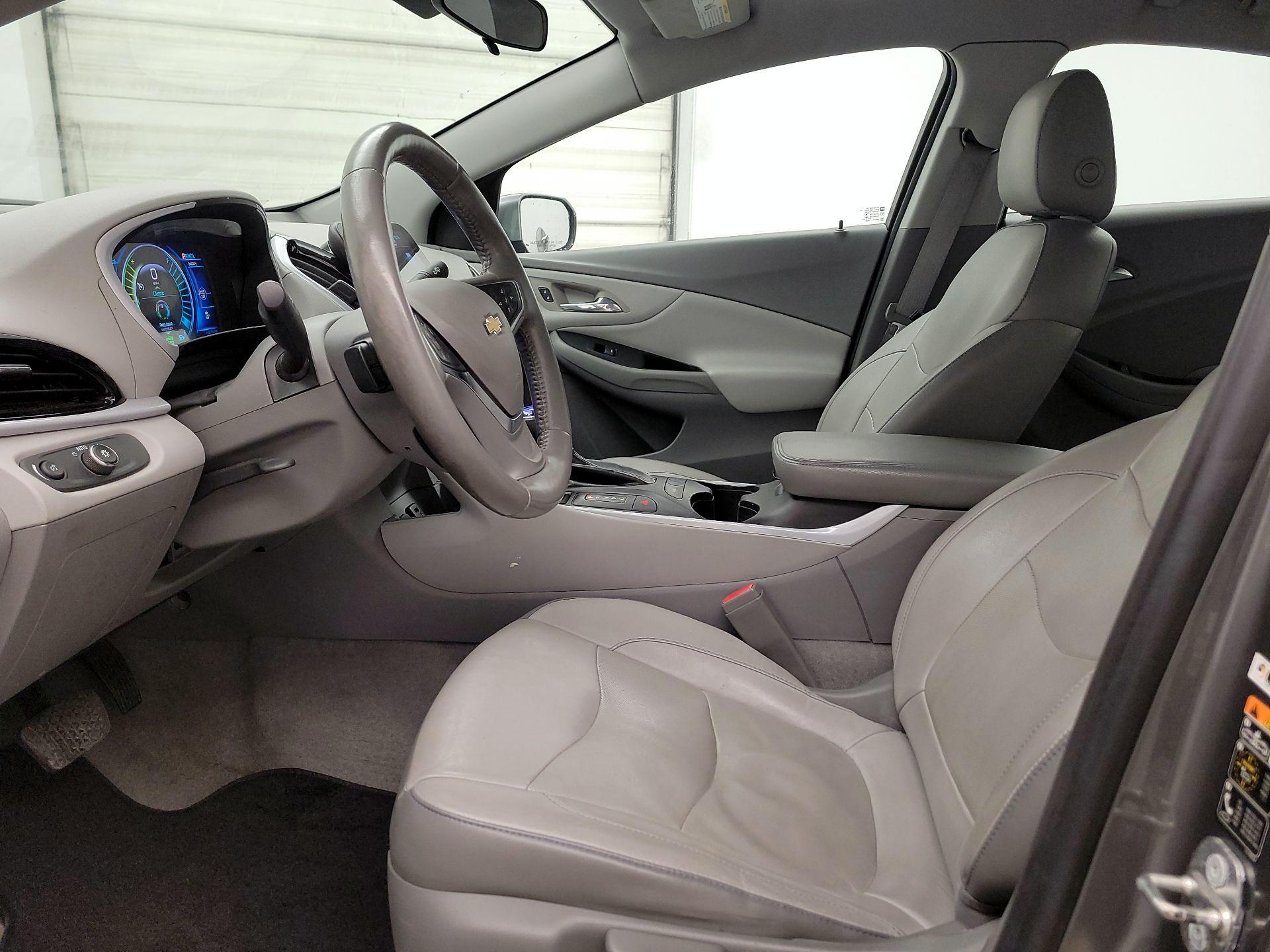 Thumbnail: 2017 Chevrolet Volt - 11