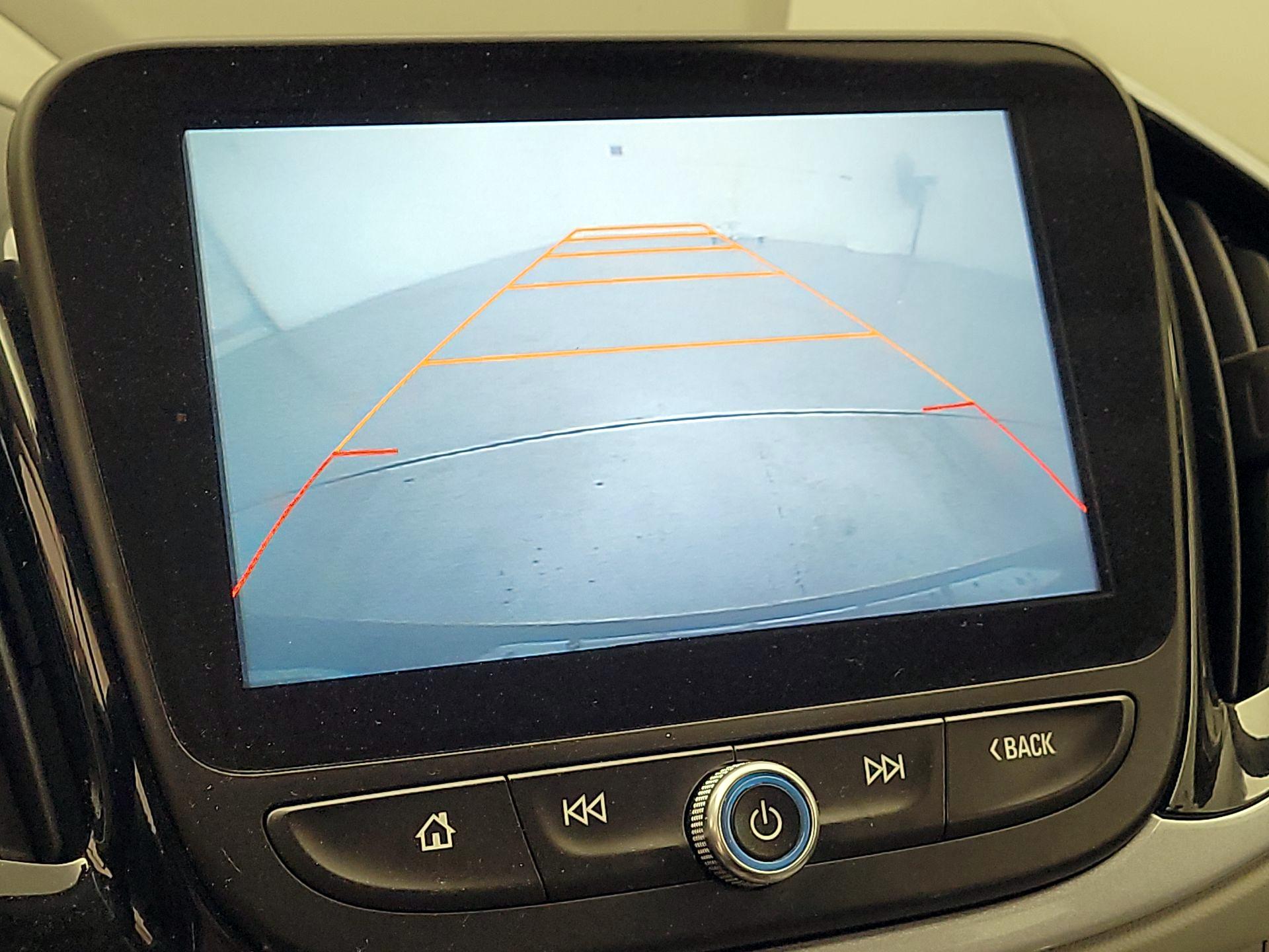 Thumbnail: 2017 Chevrolet Volt - 14